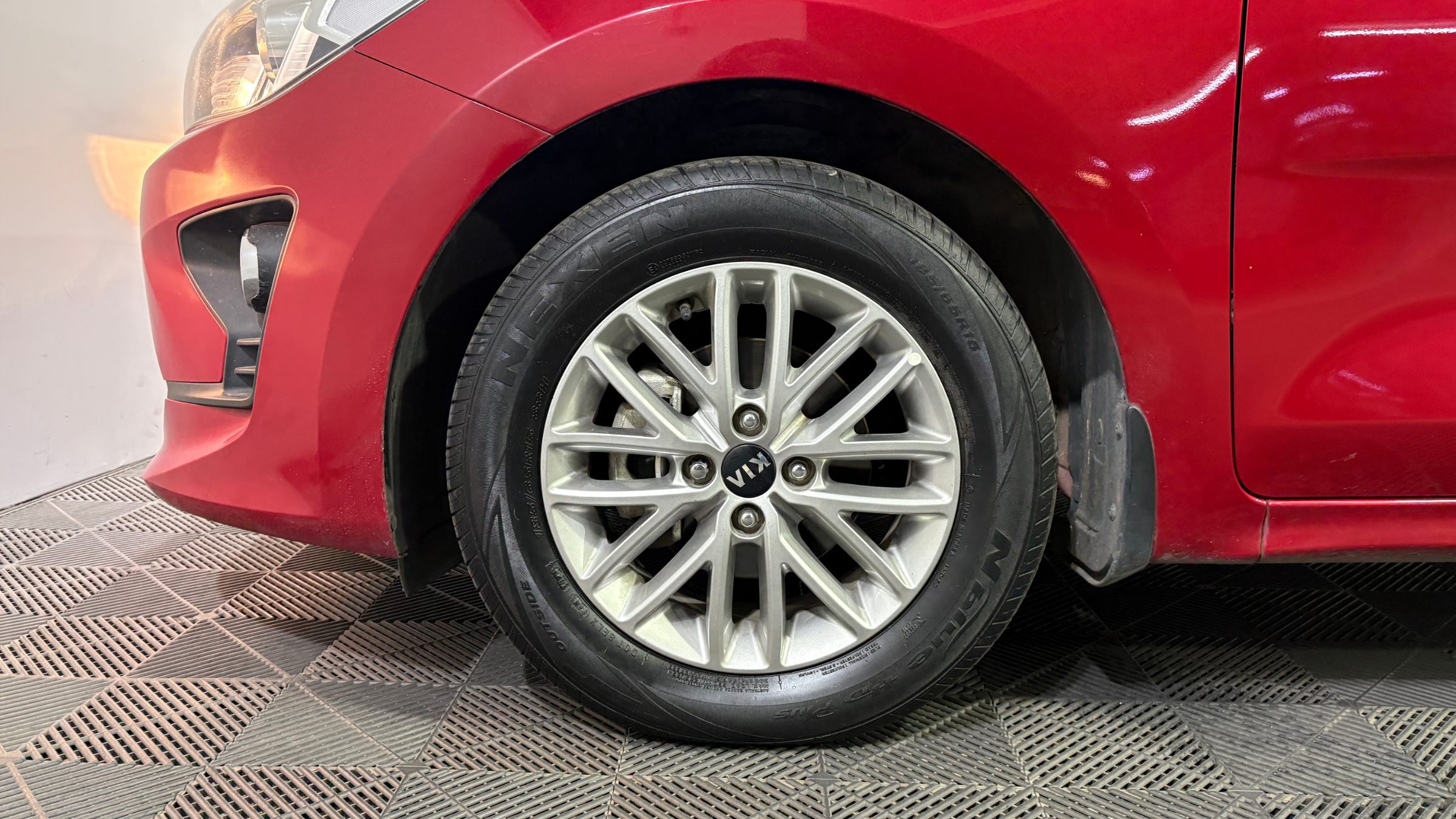 KIA Rio4 — foto 22 de 23