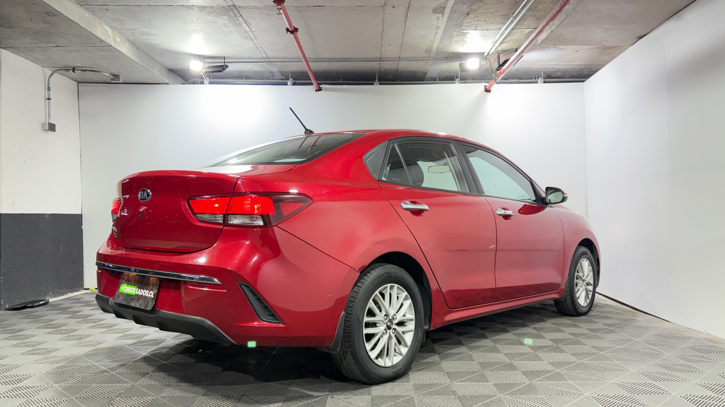 KIA Rio4 — foto 7 de 23