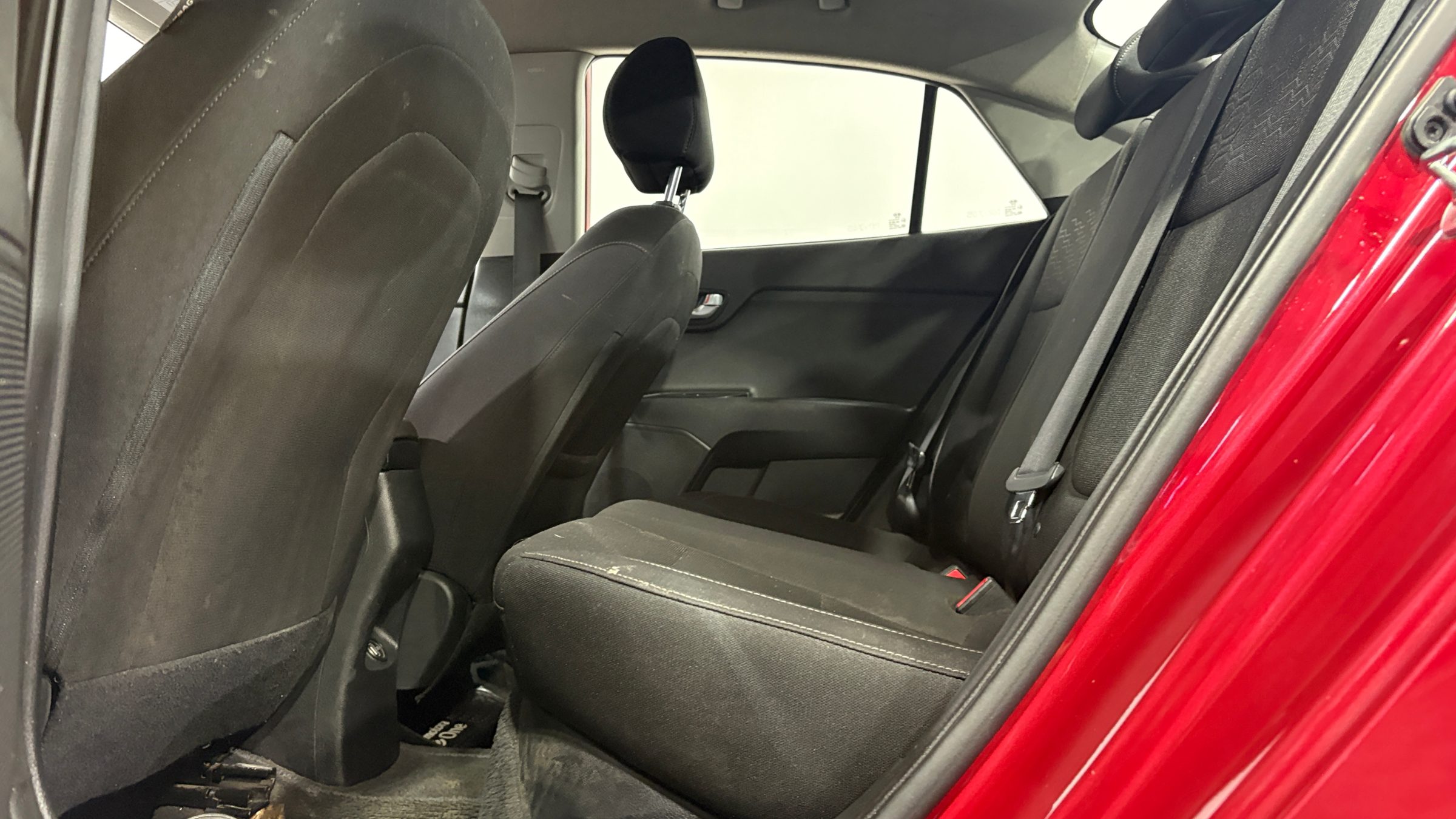 KIA Rio4 — foto 11 de 23