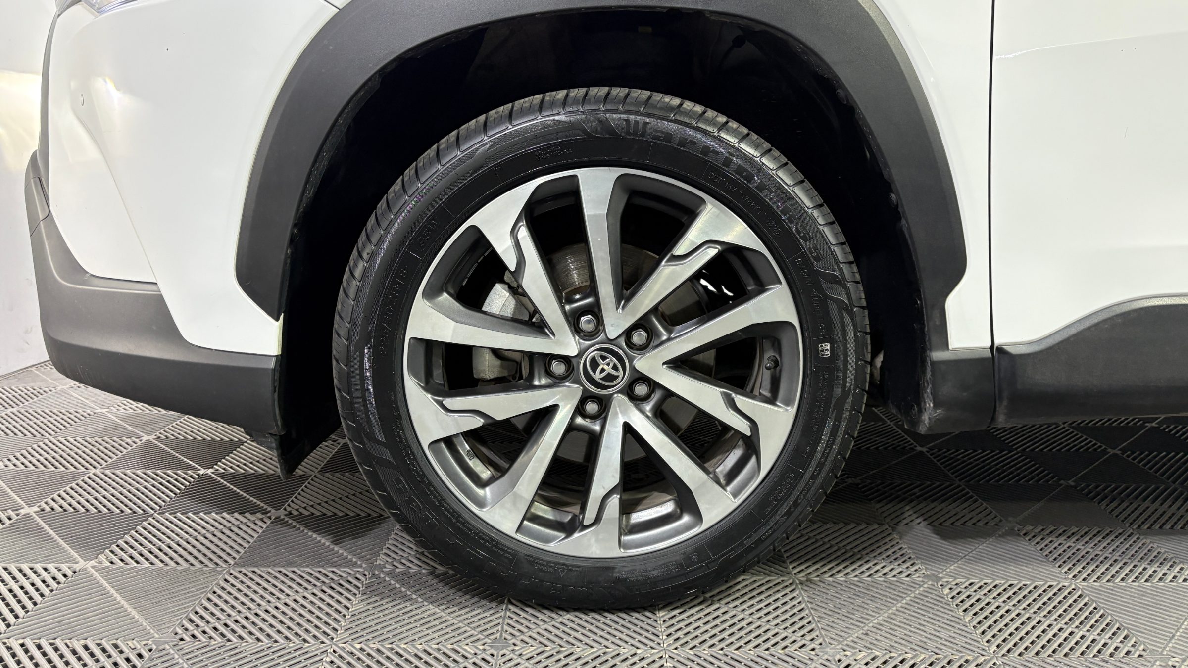 Toyota Corolla — foto 21 de 22