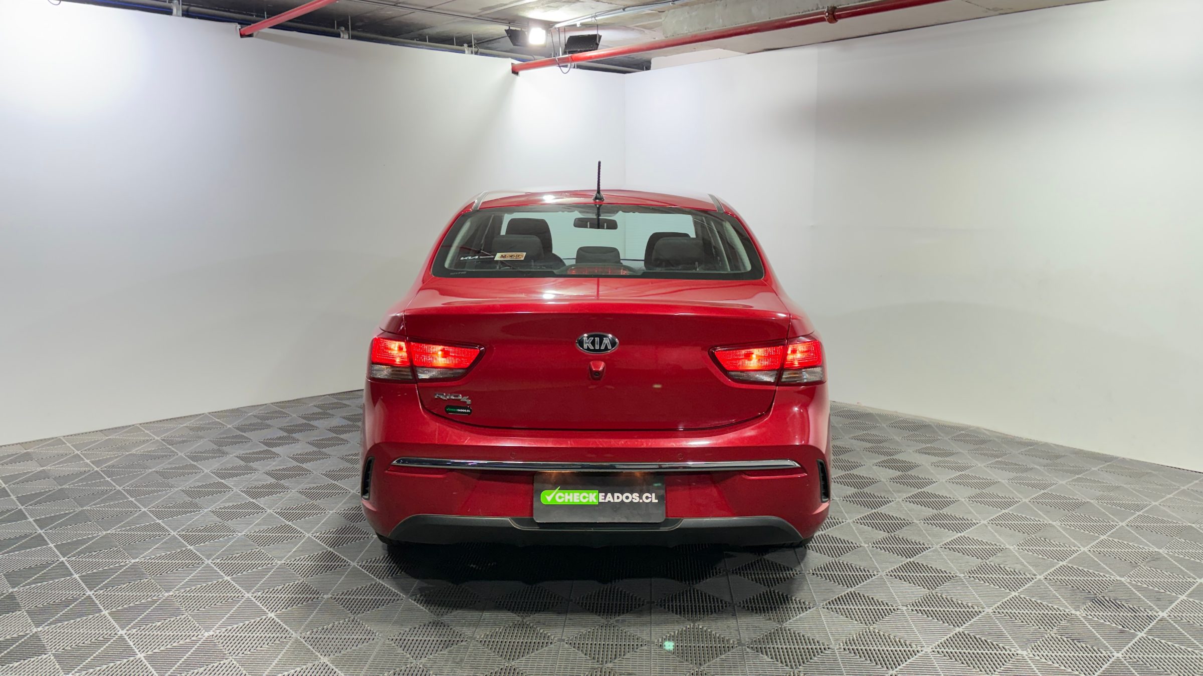 KIA Rio4 — foto 8 de 23
