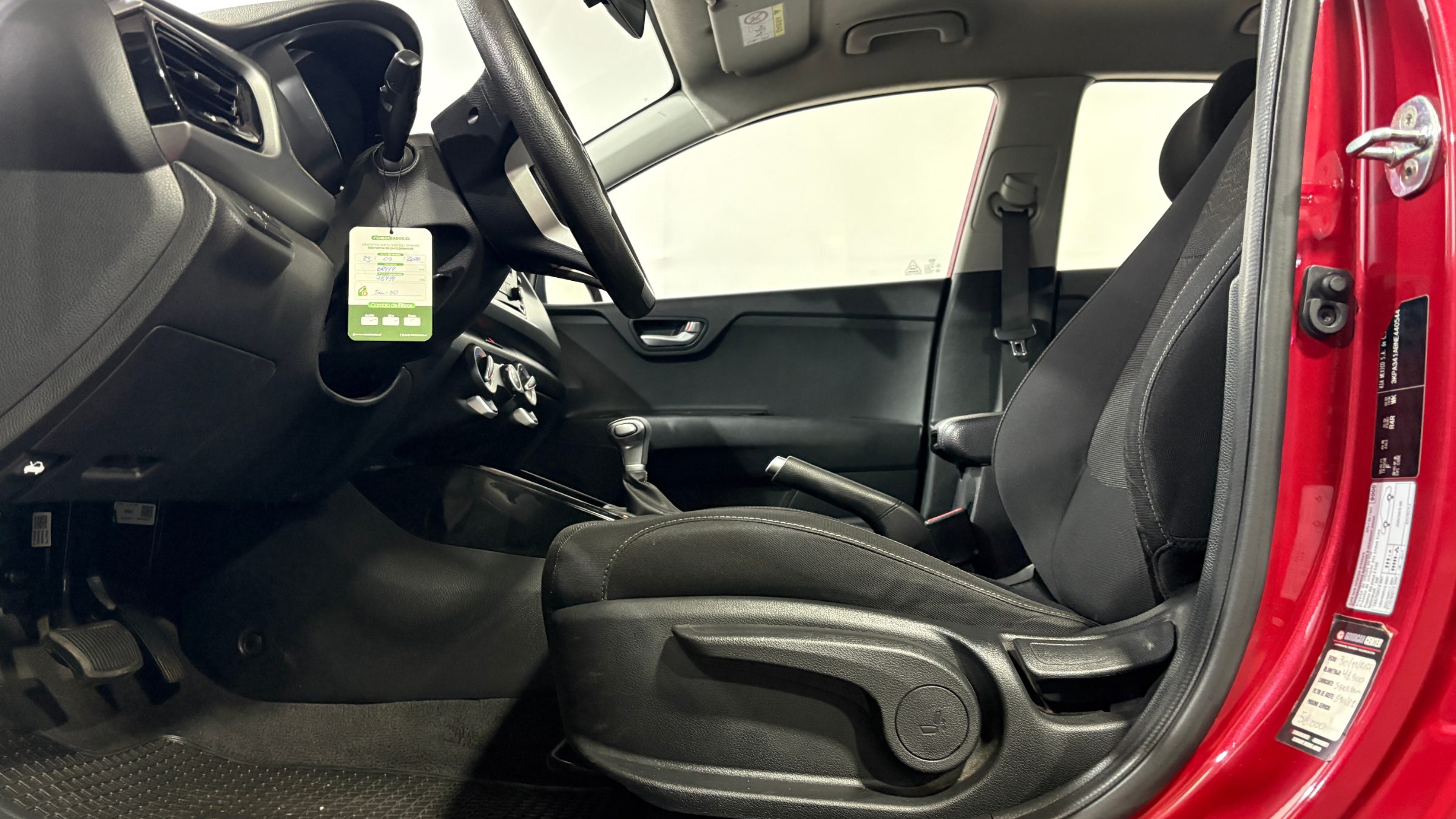 KIA Rio4 — foto 10 de 23