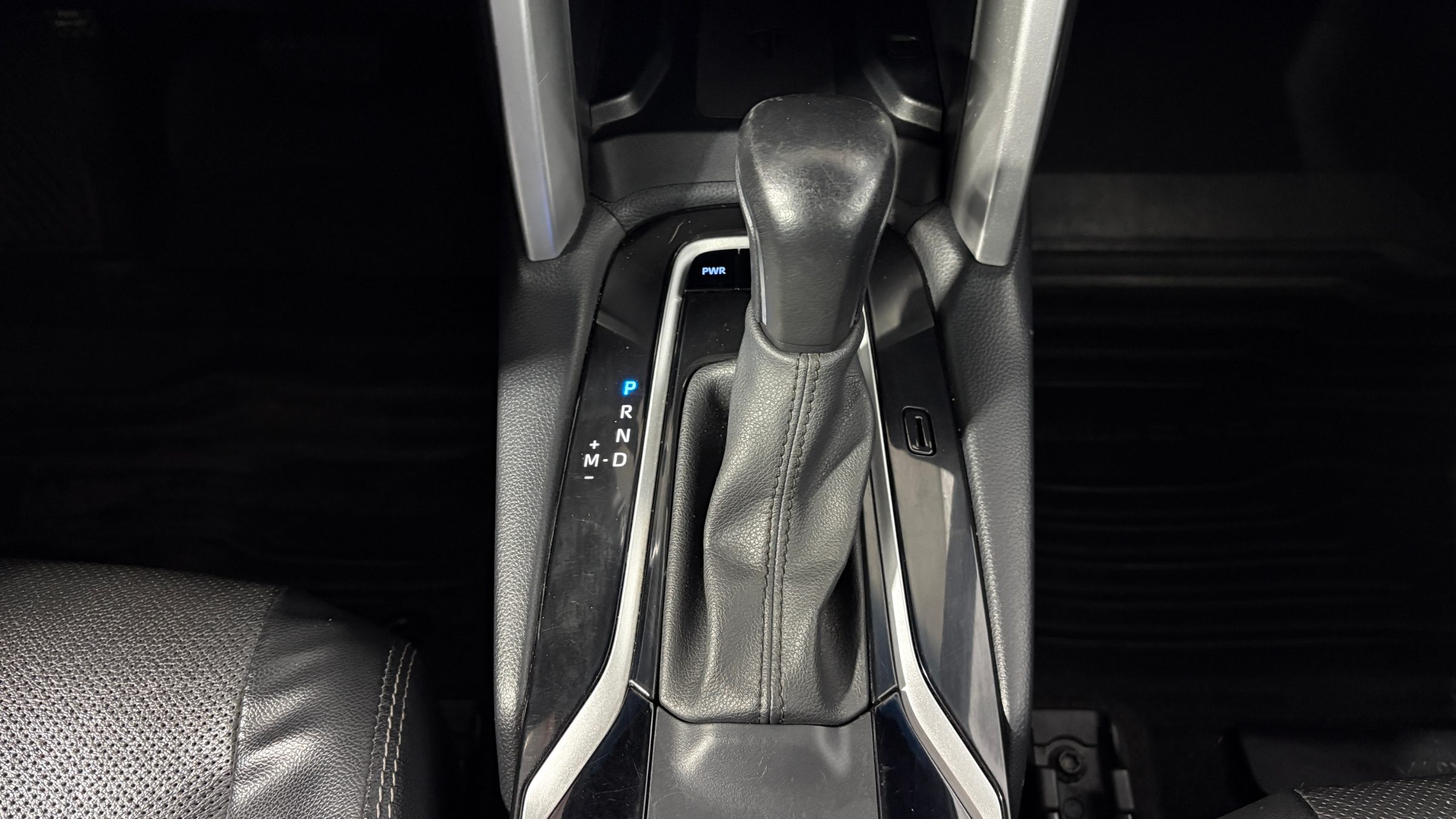 Toyota Corolla — foto 16 de 22