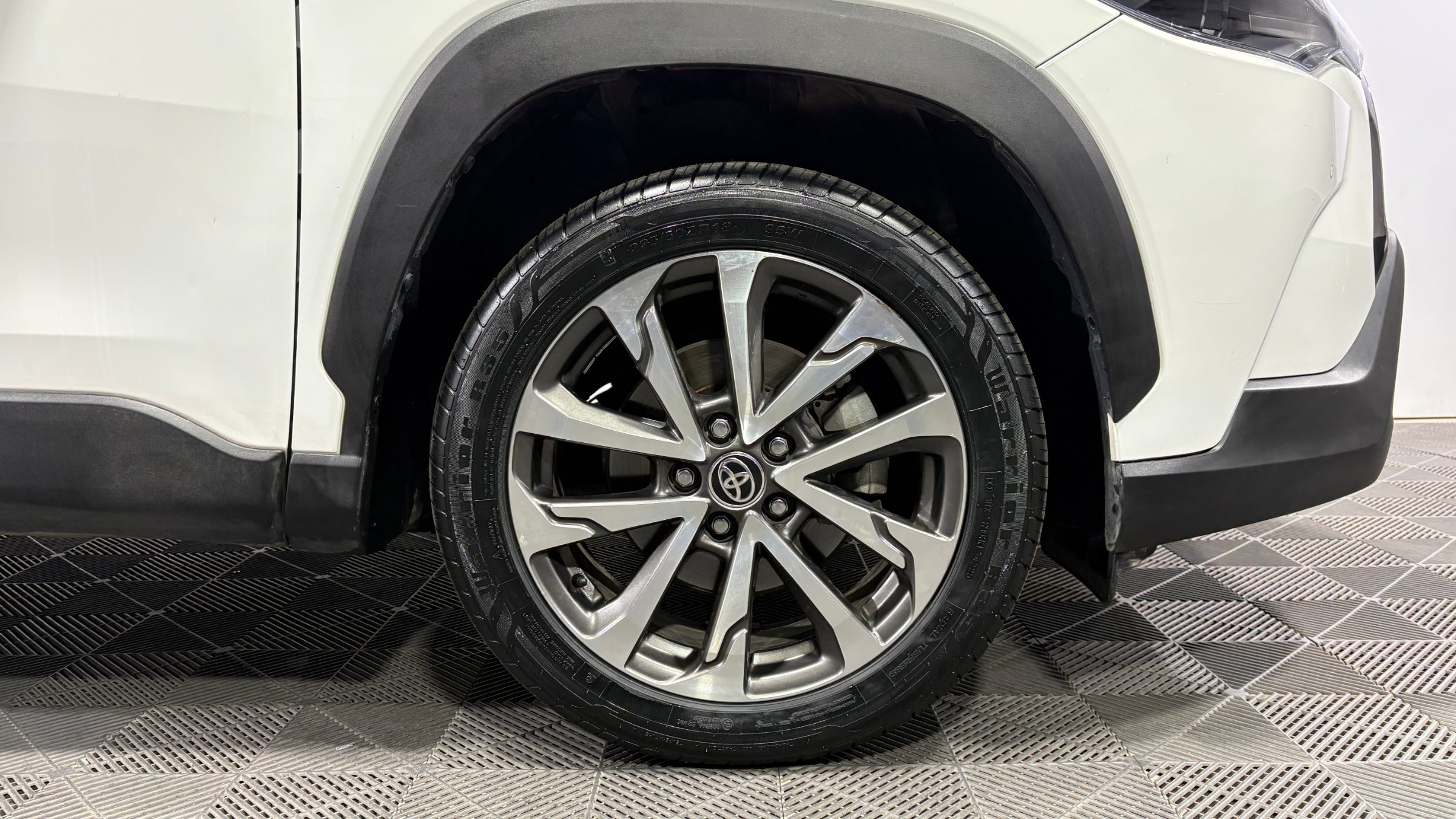 Toyota Corolla — foto 20 de 22