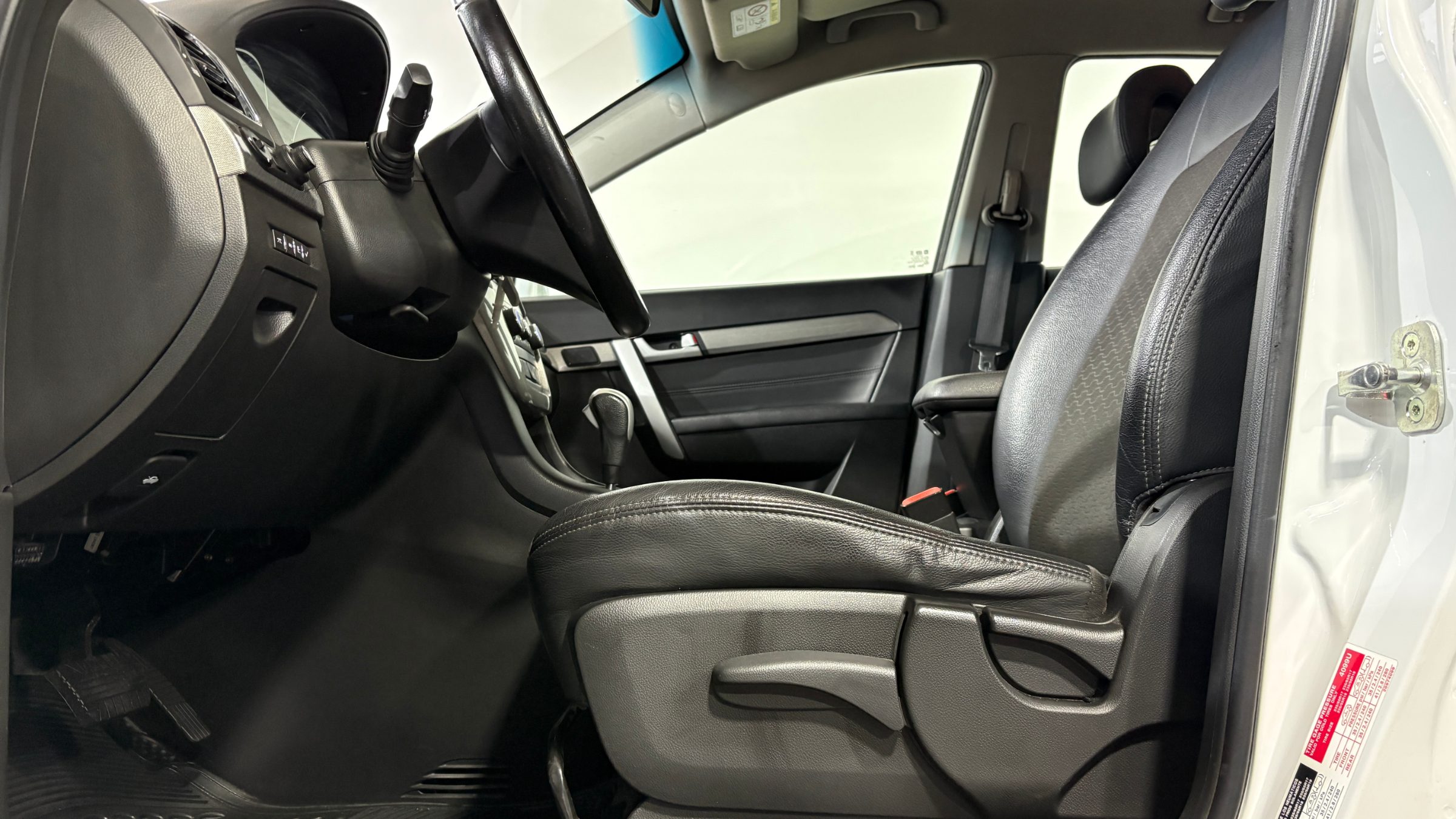 Chevrolet Captiva — foto 10 de 23