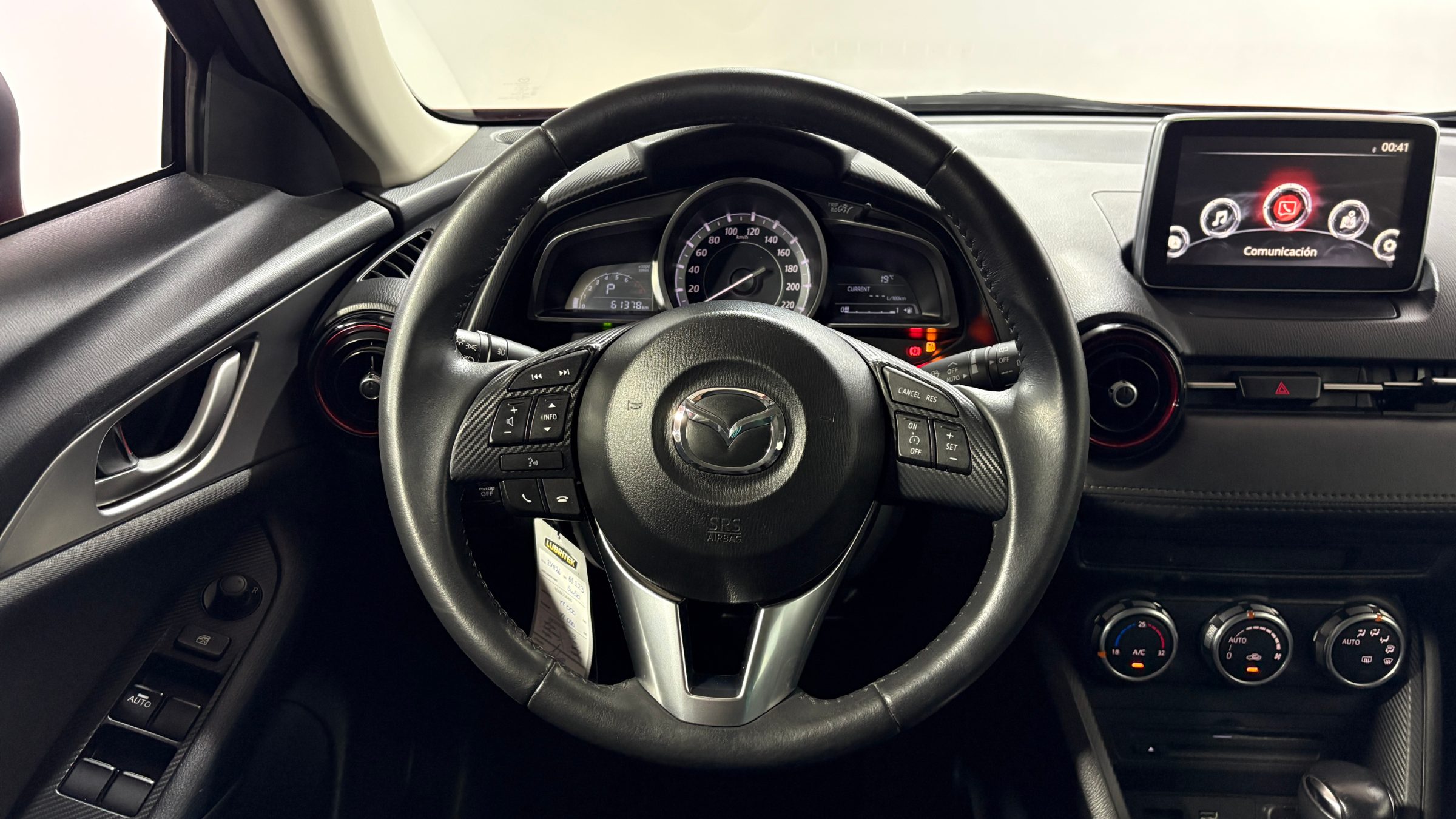 Mazda CX-3 — foto 13 de 23