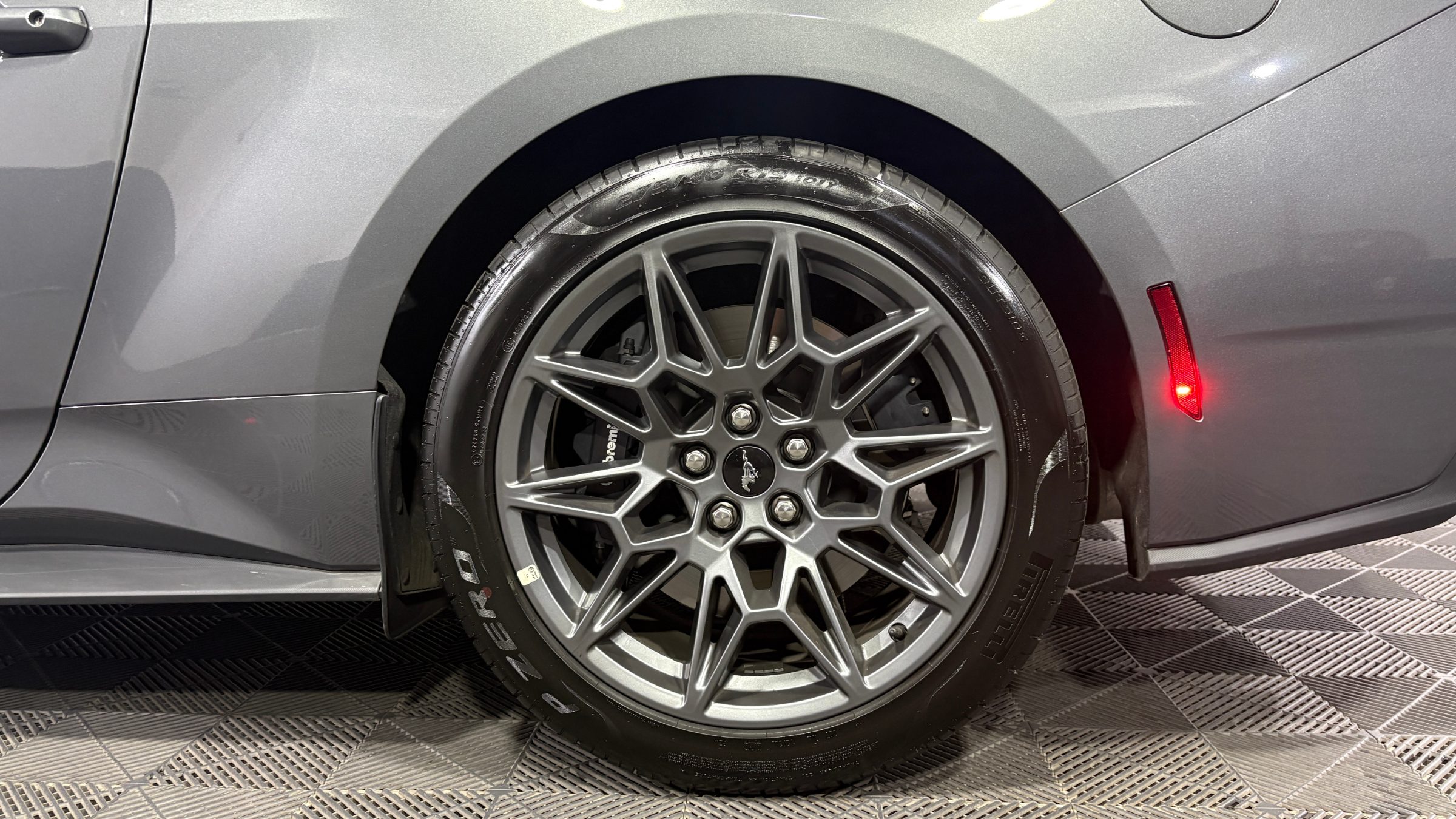 Ford Mustang — foto 23 de 23