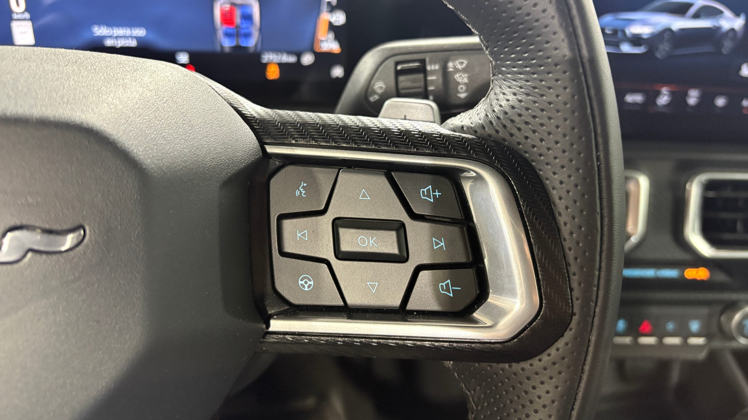 Ford Mustang — foto 15 de 23