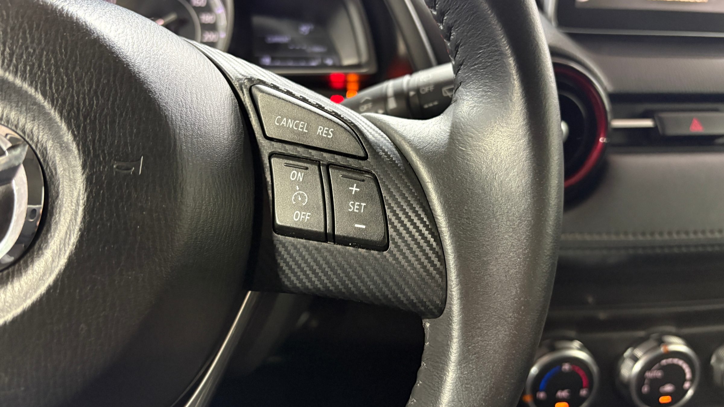 Mazda CX-3 — foto 15 de 23