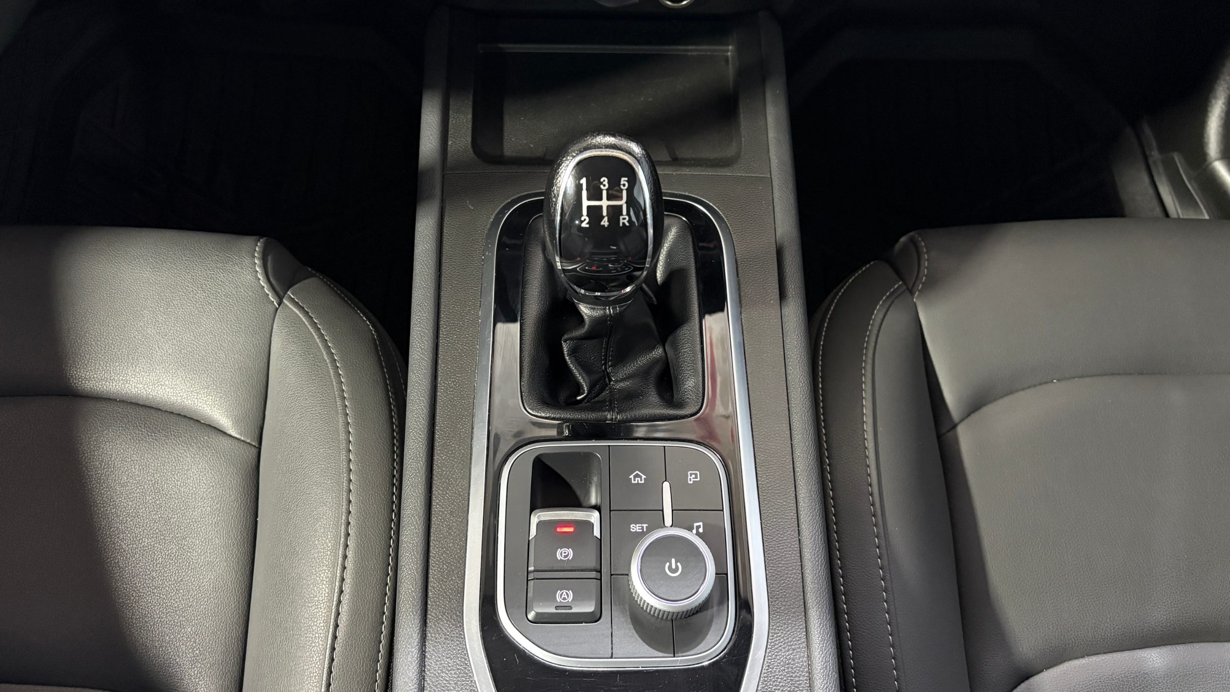 Kaiyi Kyx3 — foto 16 de 23