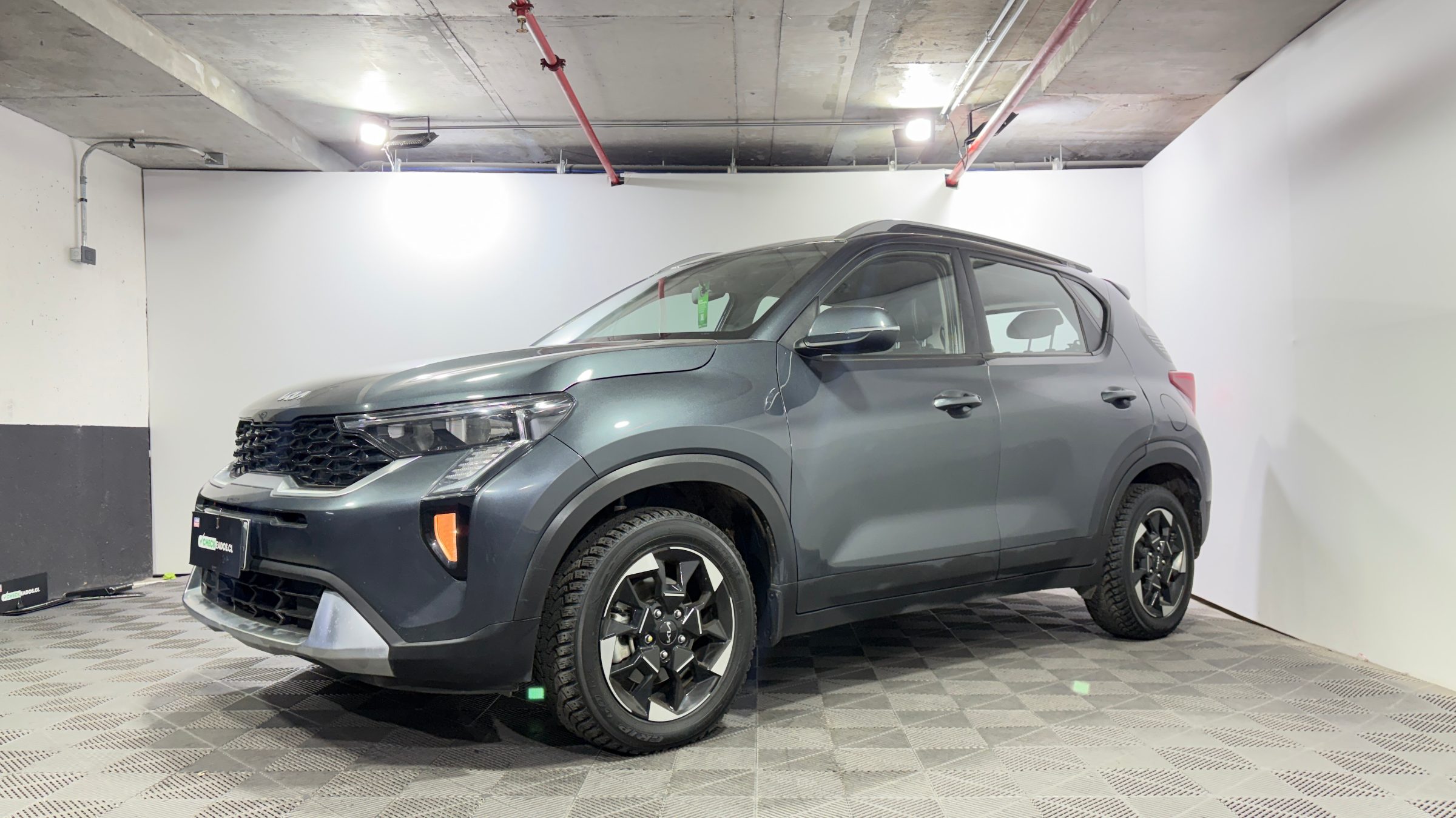 KIA Sonet — foto 3 de 22