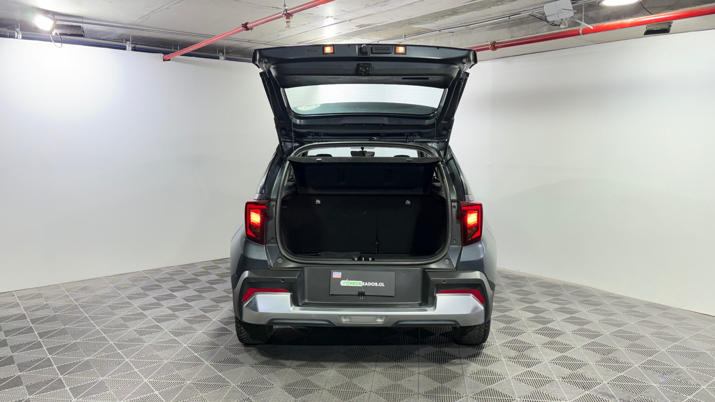 KIA Sonet — foto 9 de 22