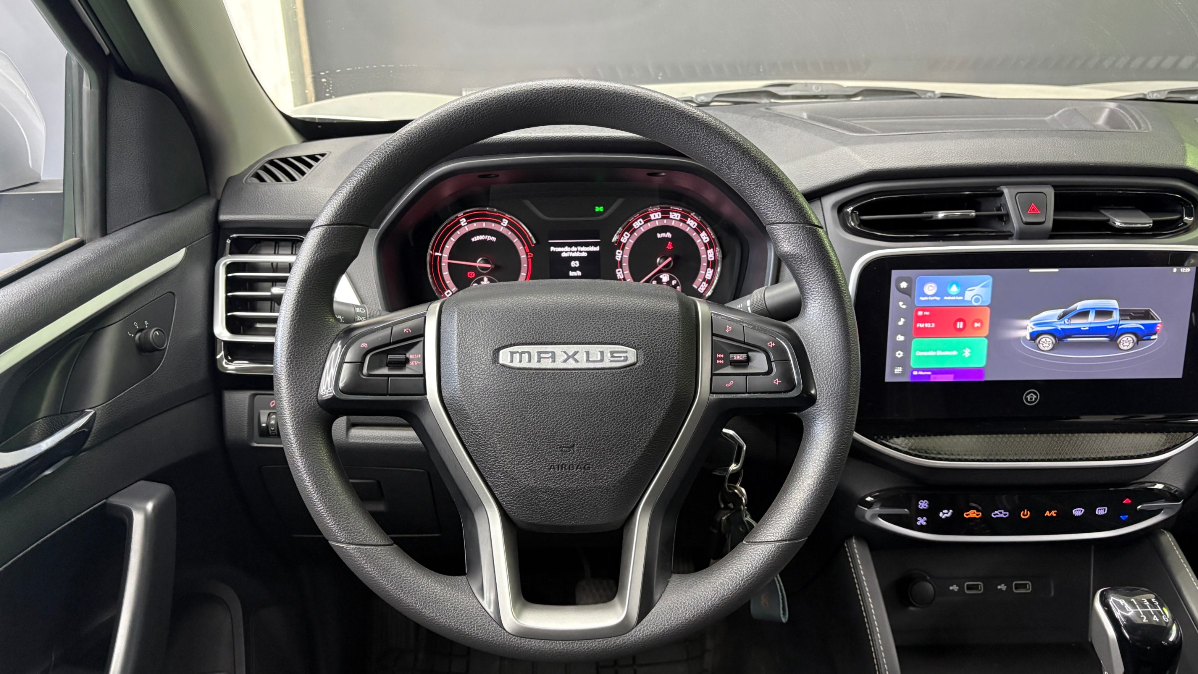 Maxus T60 — foto 13 de 21