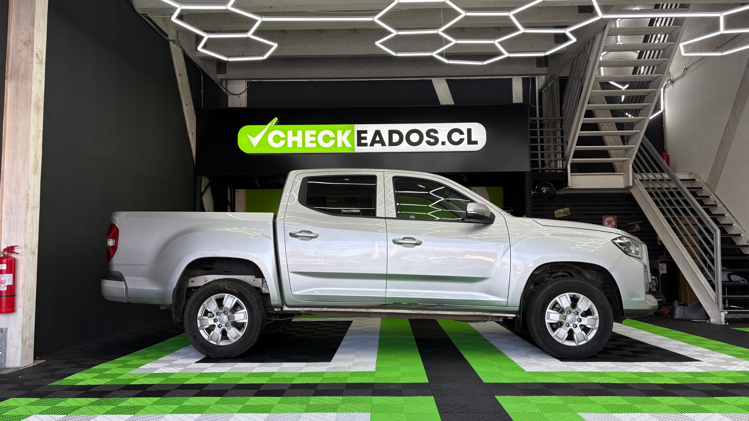 Maxus T60 — foto 6 de 21