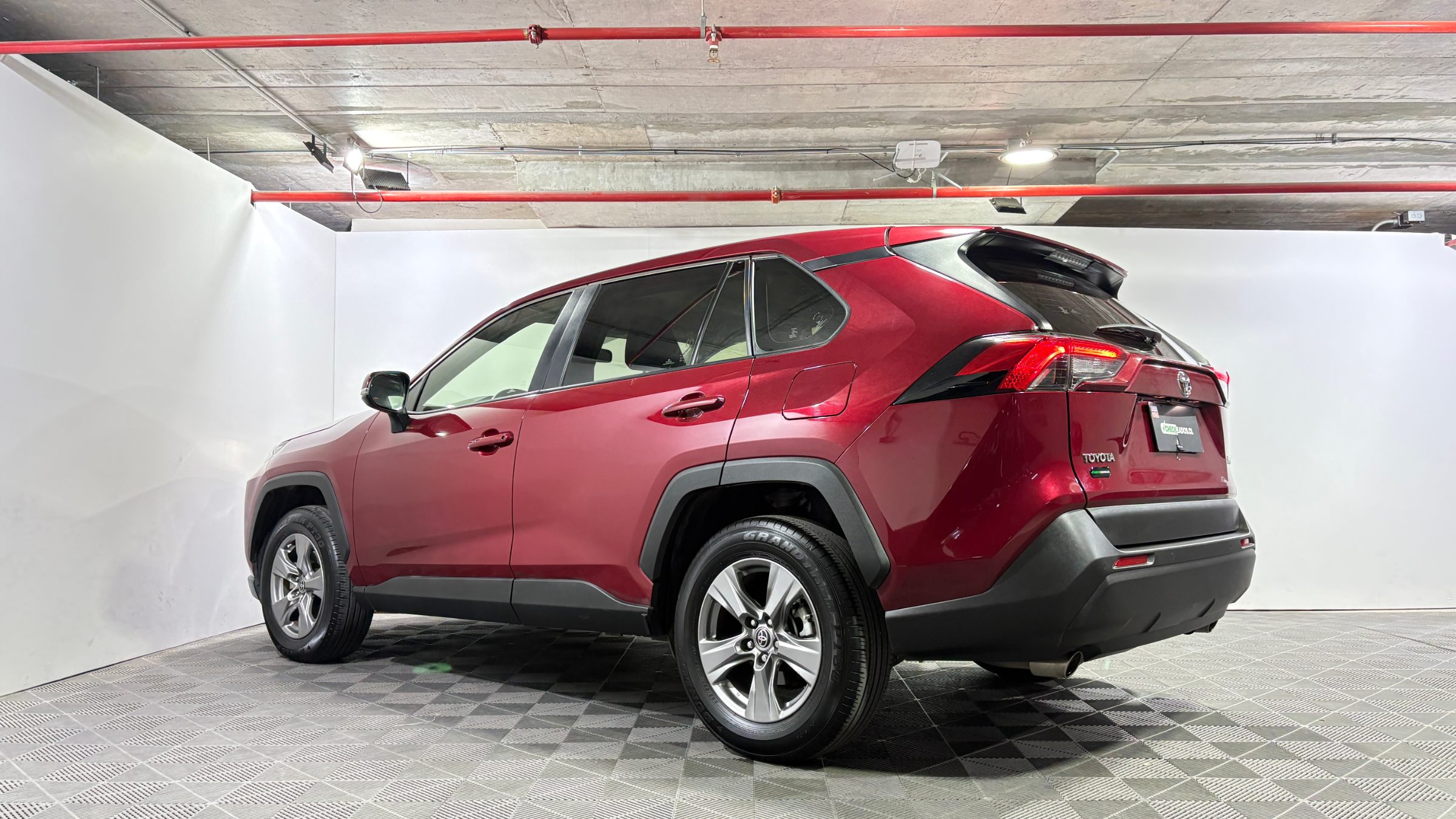 Toyota RAV4 — foto 5 de 21