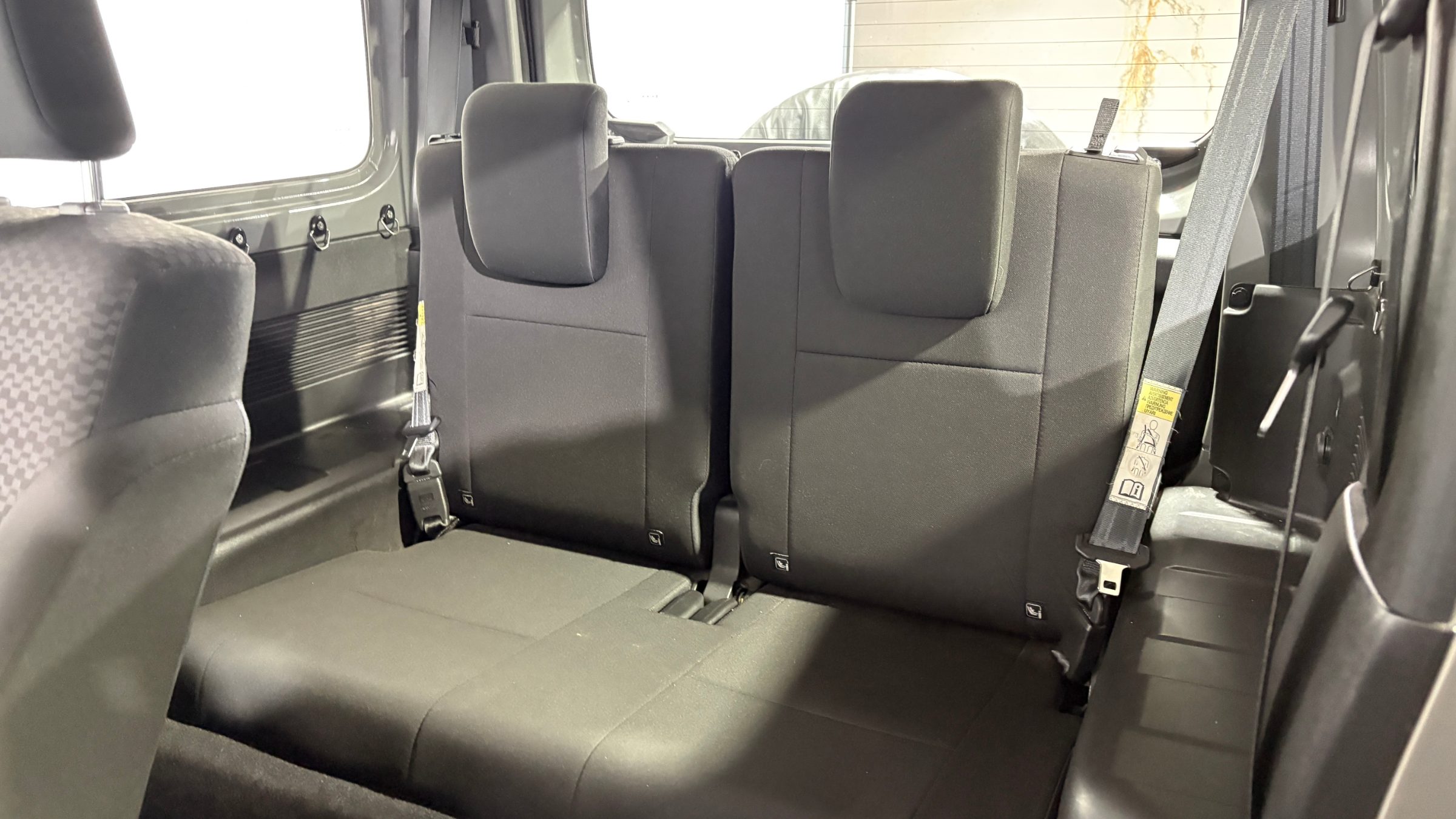 Suzuki Jimny — foto 11 de 23