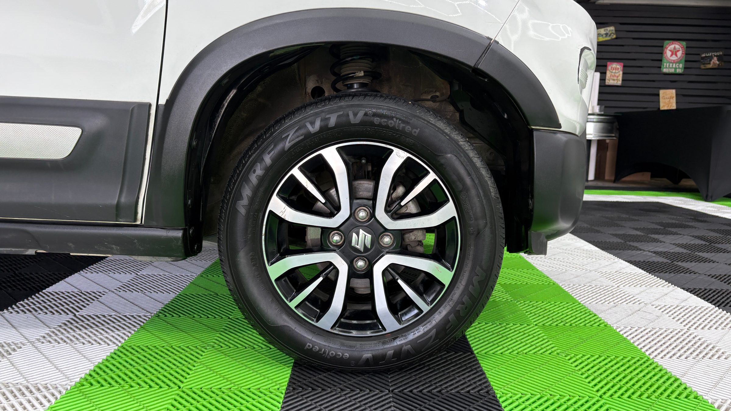 Suzuki S-Presso — foto 18 de 20