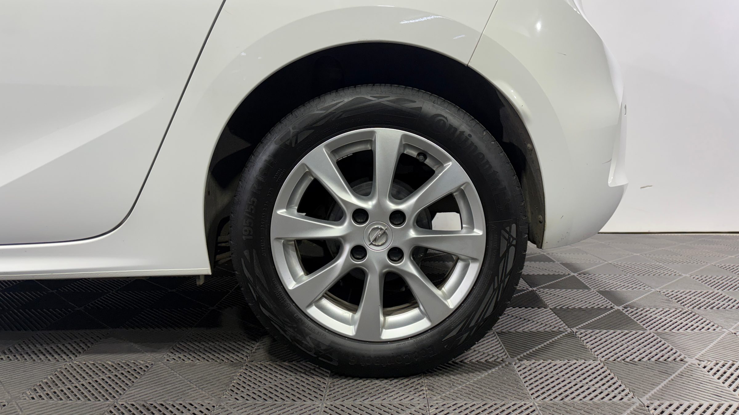 Opel Corsa — foto 22 de 22