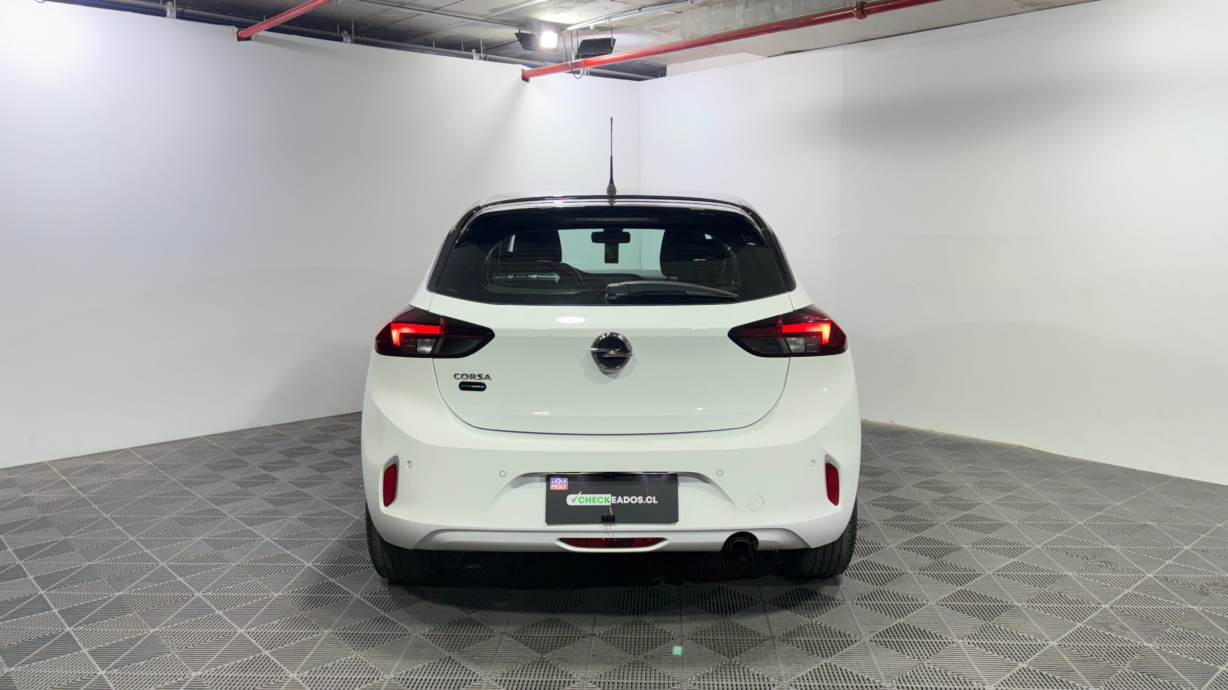 Opel Corsa — foto 8 de 22