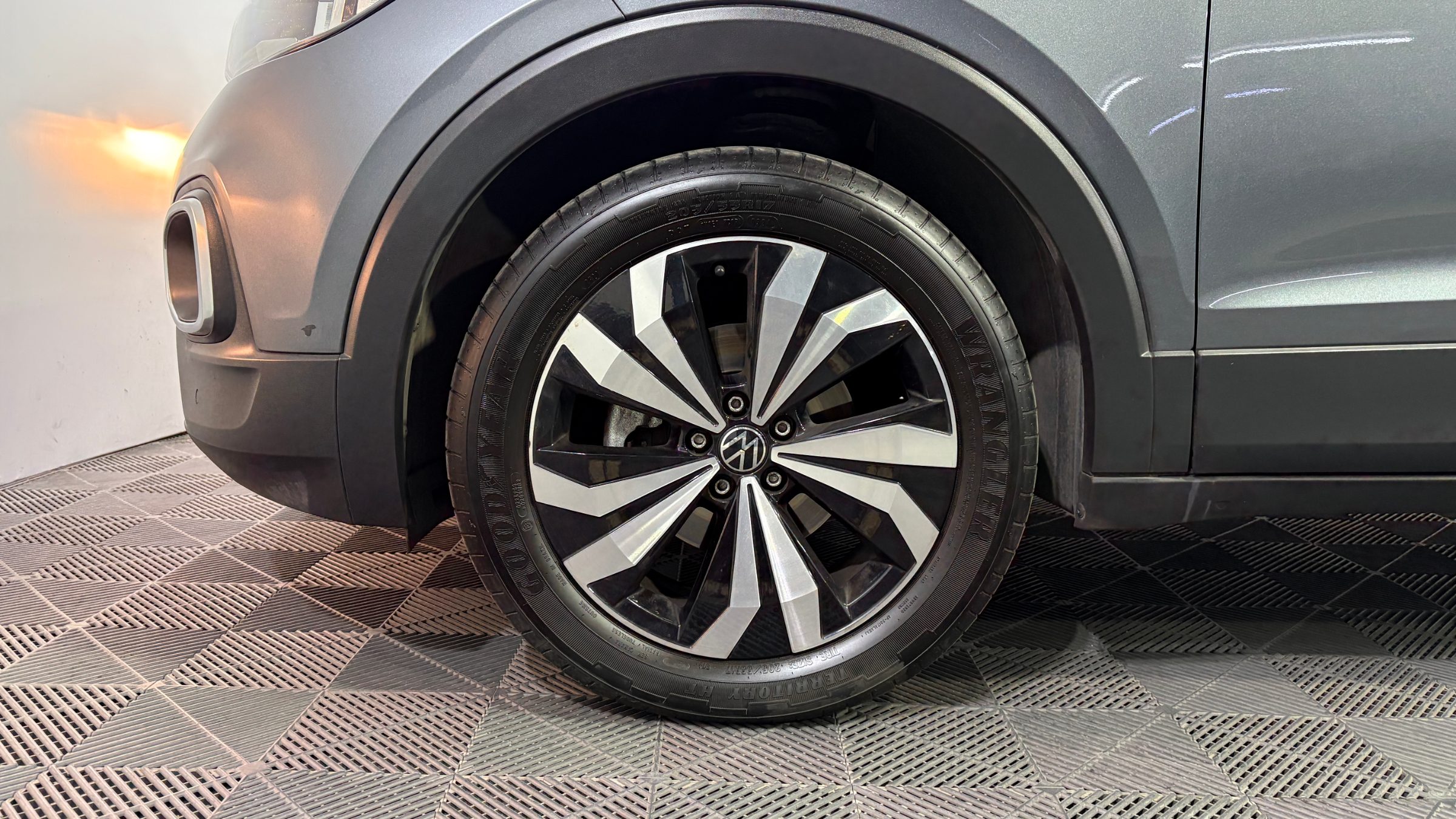 Volkswagen T-Cross — foto 21 de 22