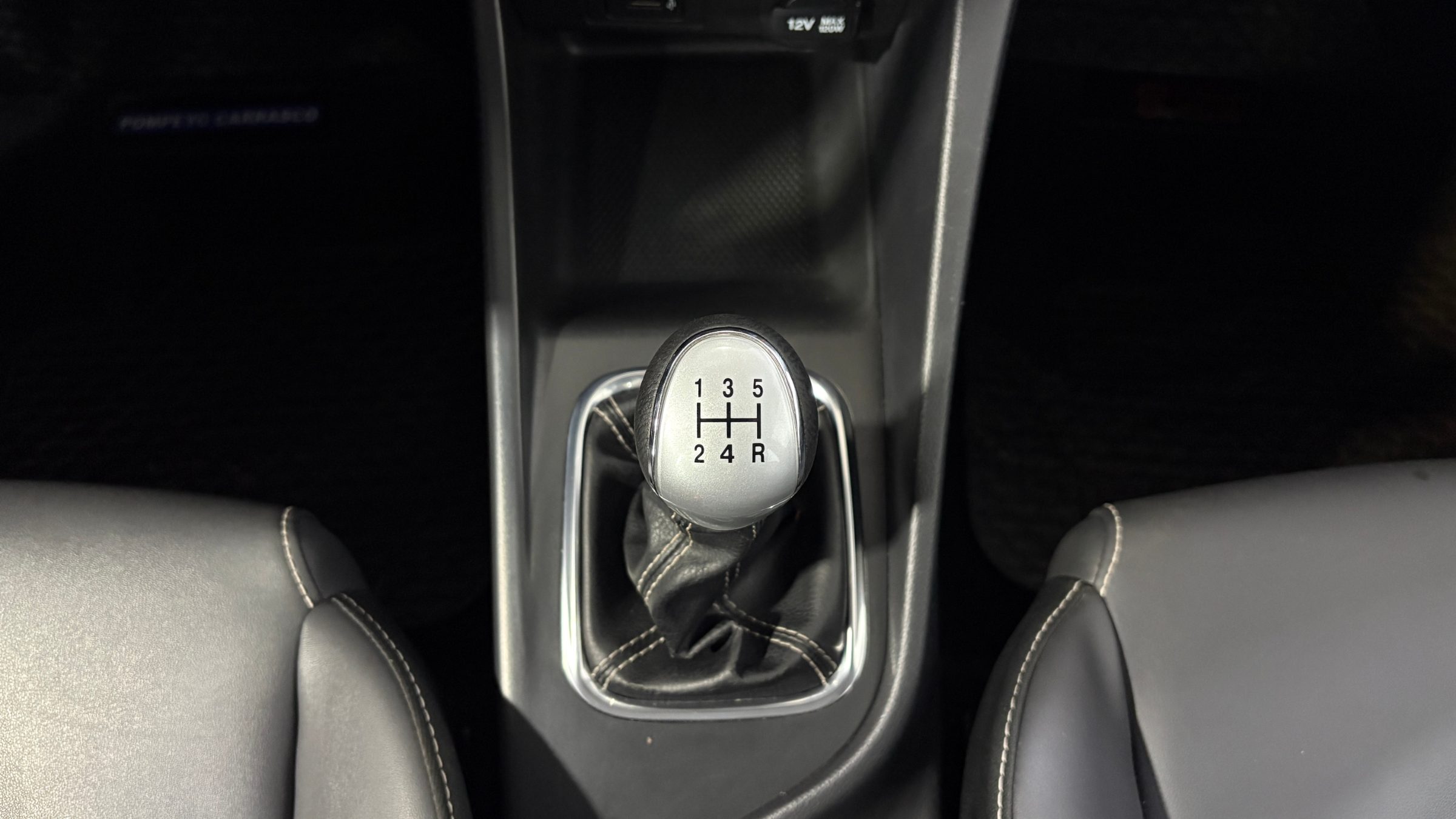 Changan Alsvin — foto 16 de 22