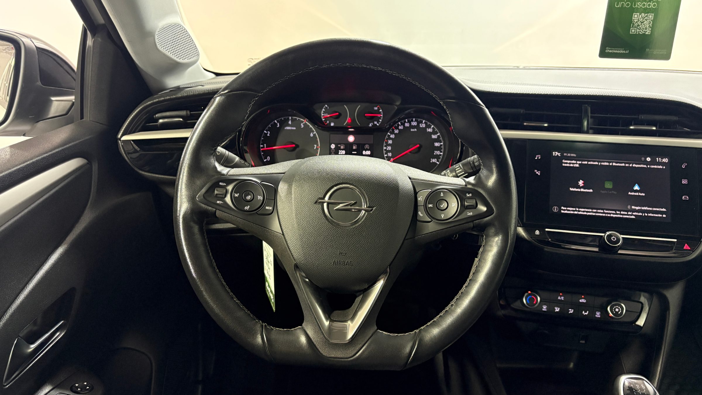 Opel Corsa — foto 13 de 22