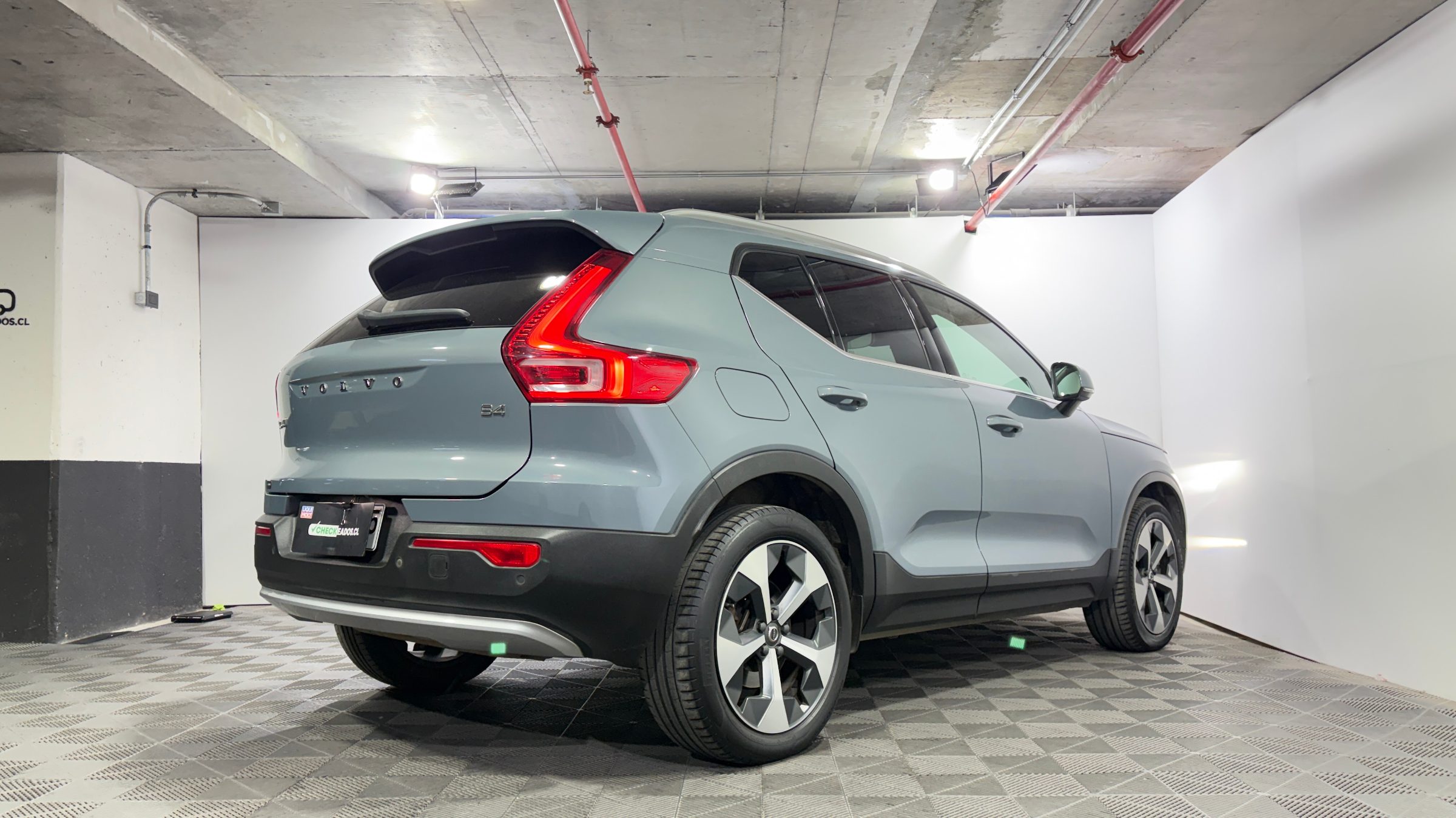 Volvo Xc40 — foto 7 de 22