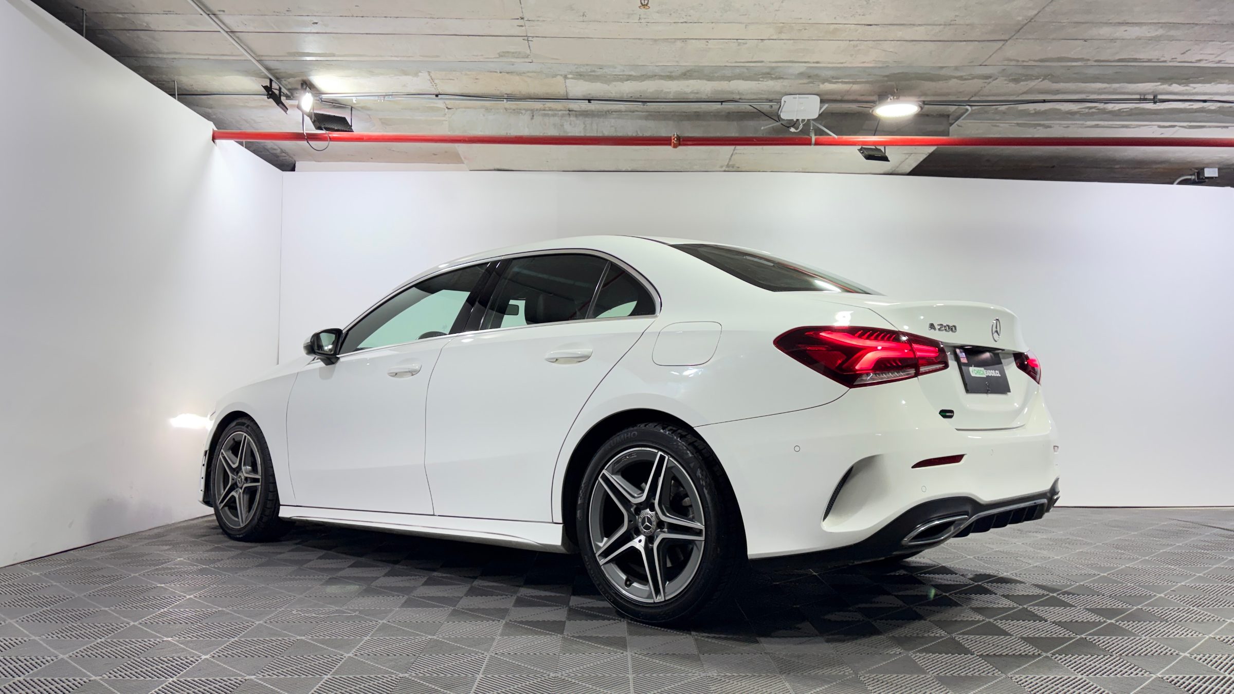 Mercedes-Benz A200 — foto 5 de 23