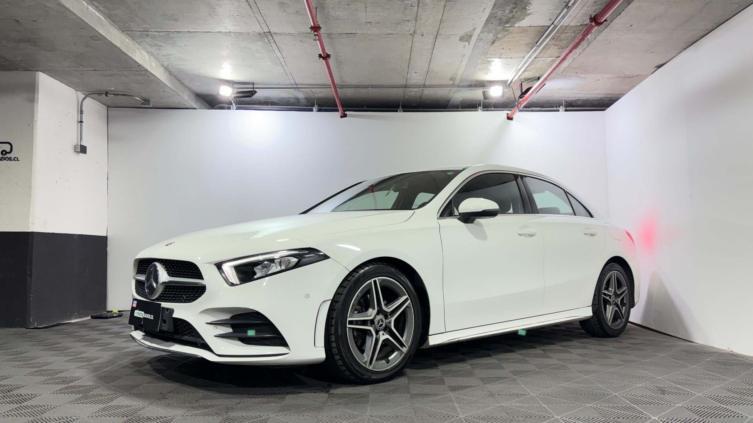 Mercedes-Benz A200 — foto 3 de 23