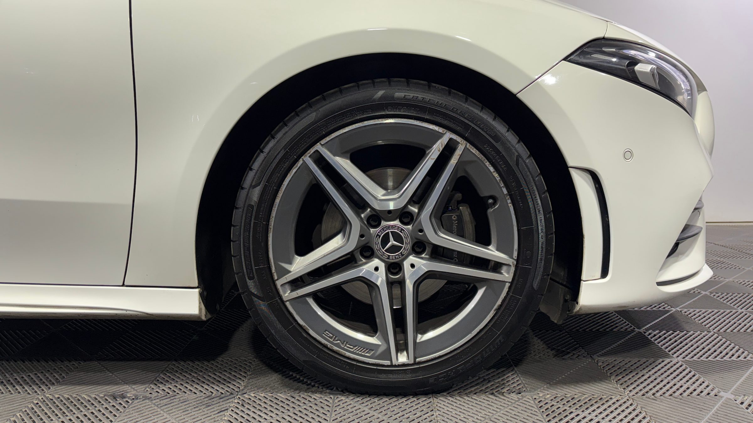Mercedes-Benz A200 — foto 21 de 23
