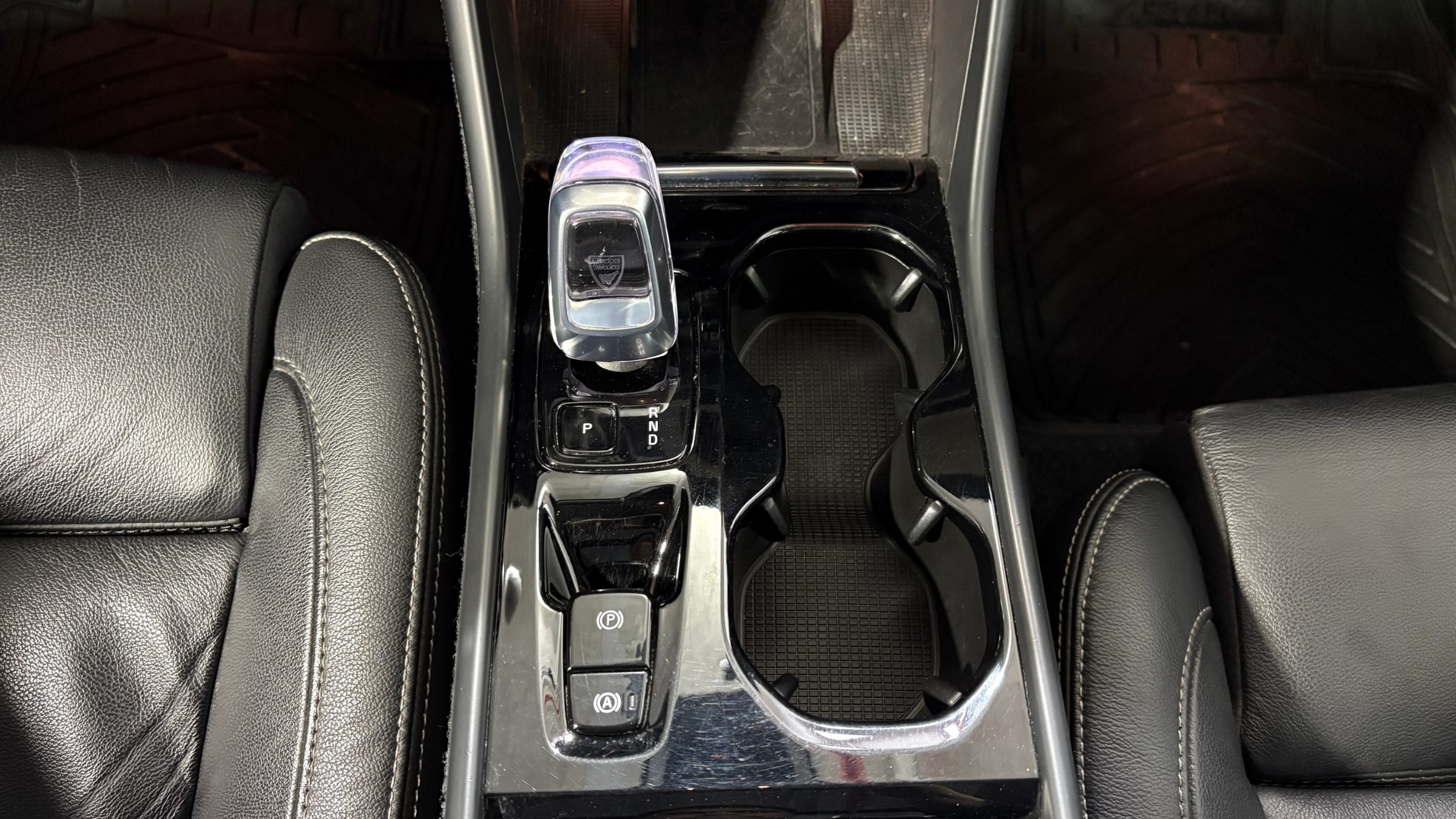 Volvo Xc40 — foto 16 de 22