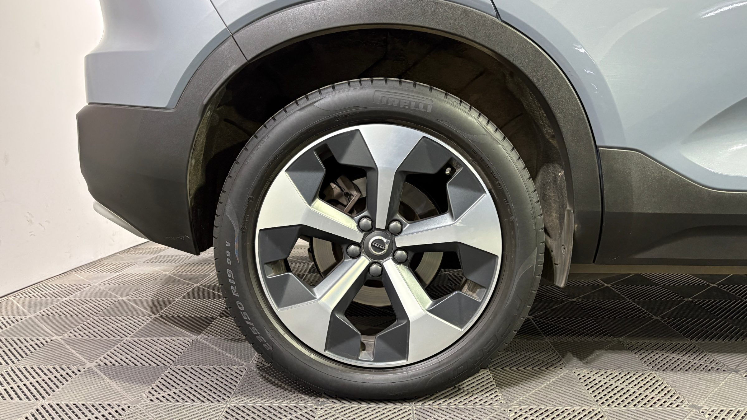 Volvo Xc40 — foto 19 de 22