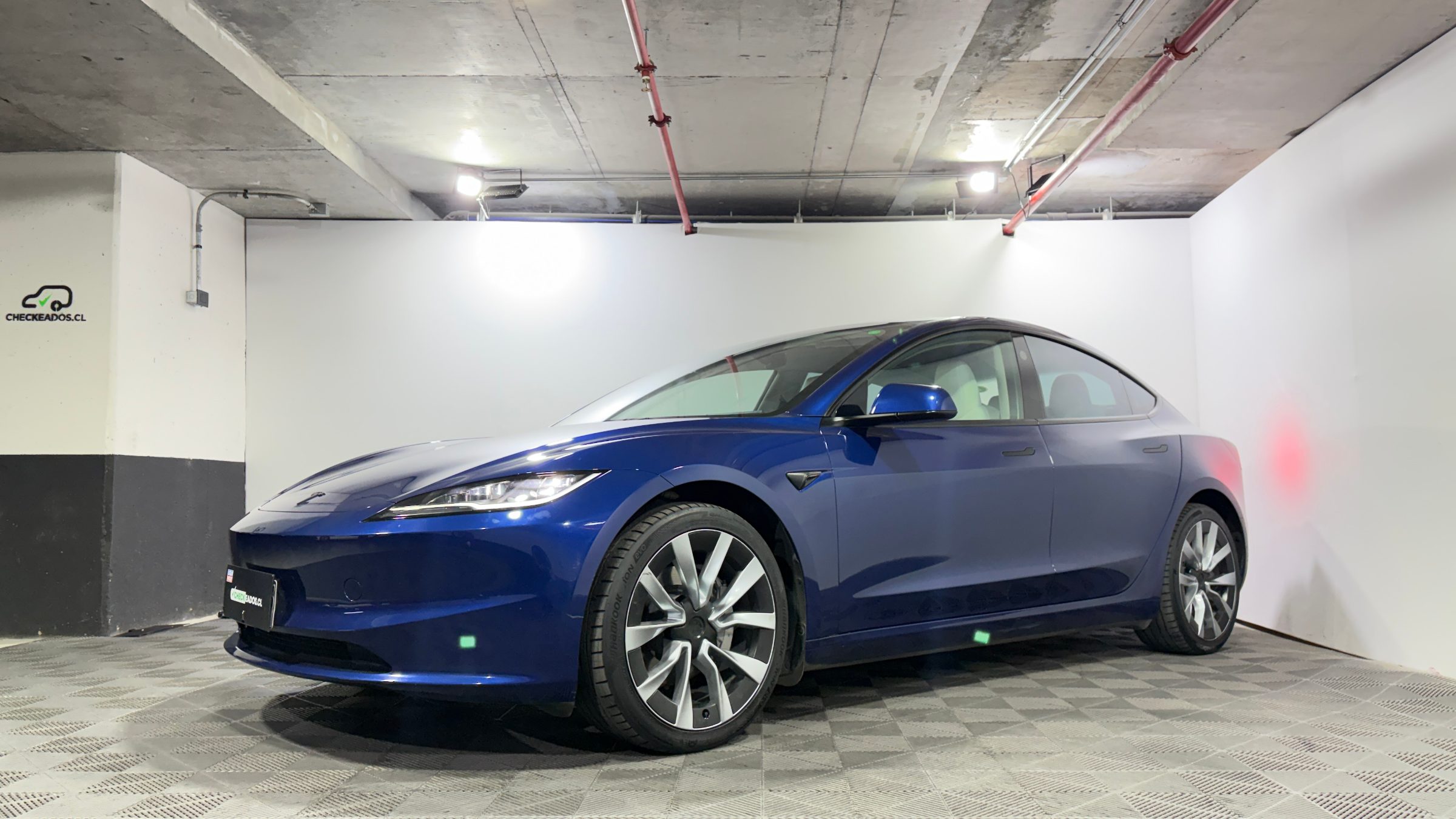 Tesla Model 3 — foto 3 de 21