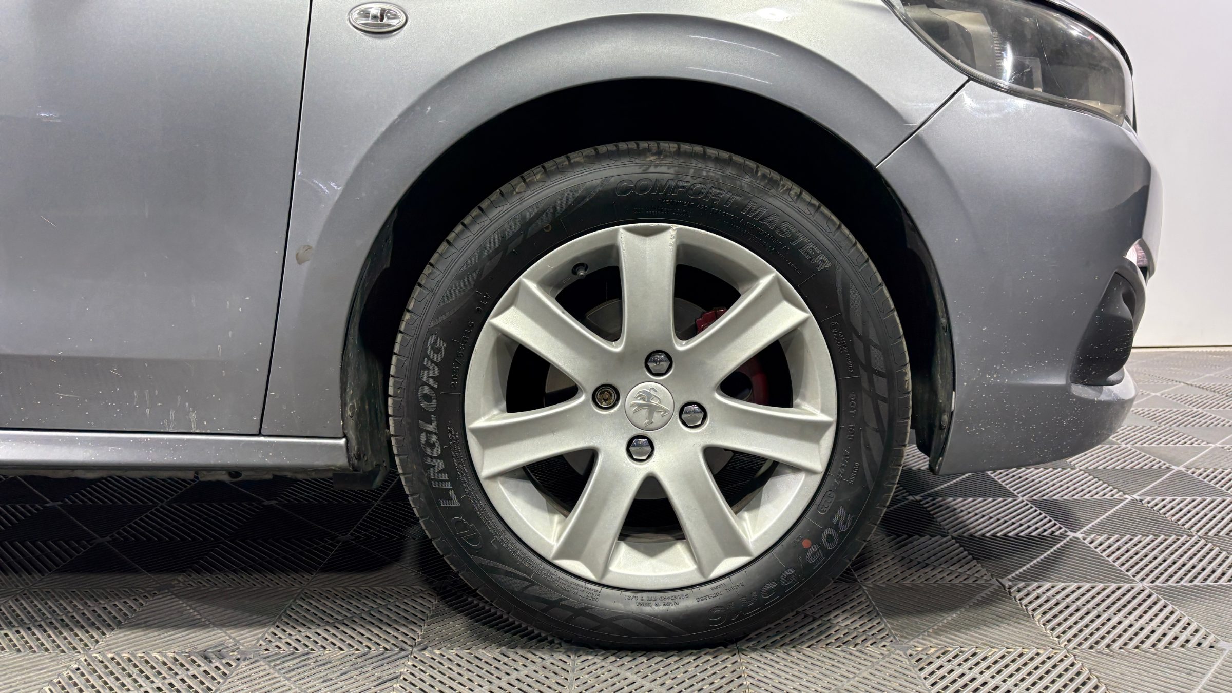 Peugeot 301 — foto 21 de 23