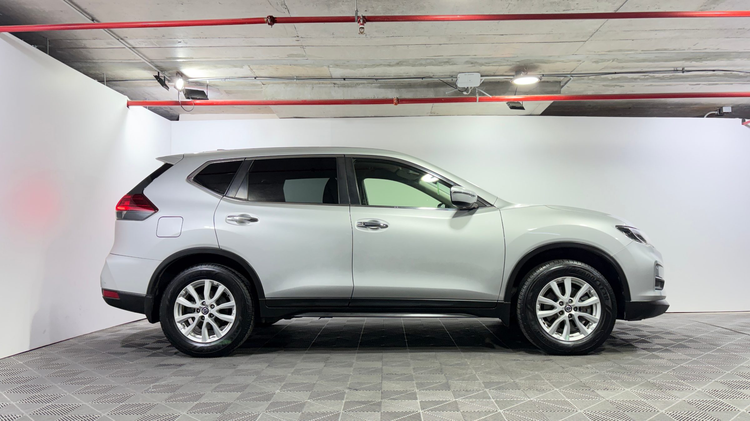 Nissan X-Trail — foto 6 de 22
