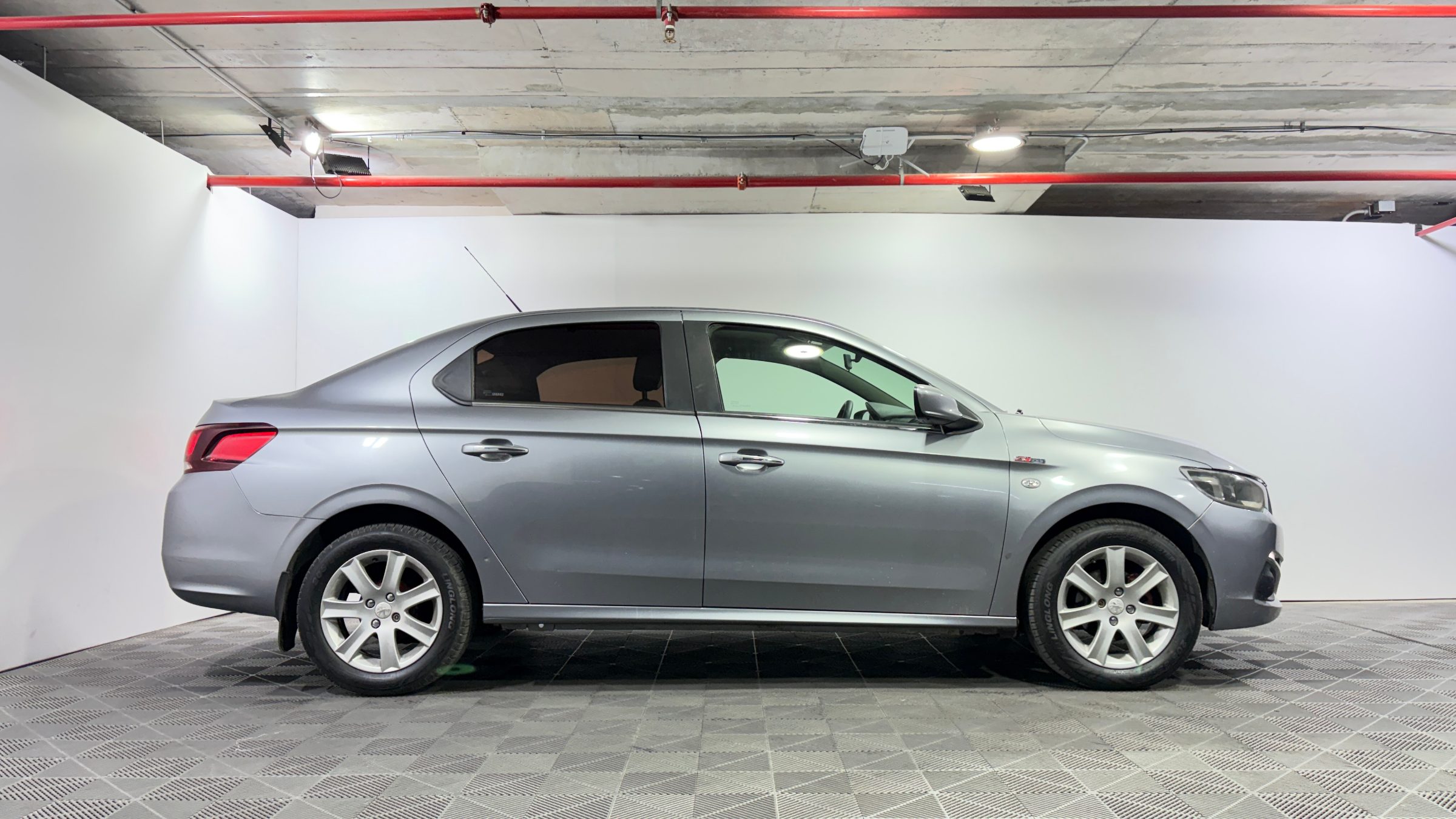 Peugeot 301 — foto 6 de 23