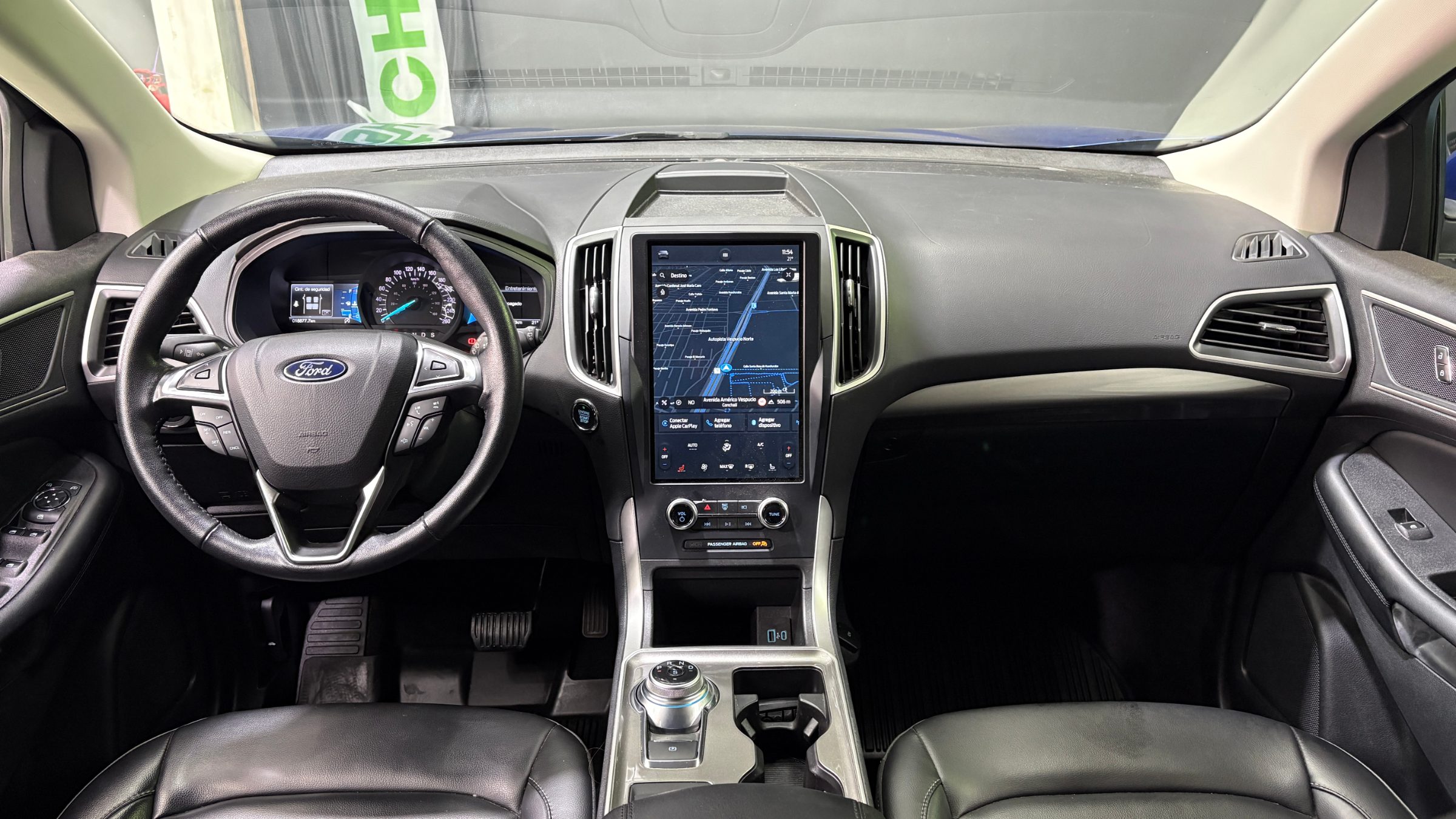 Ford Edge — foto 12 de 21
