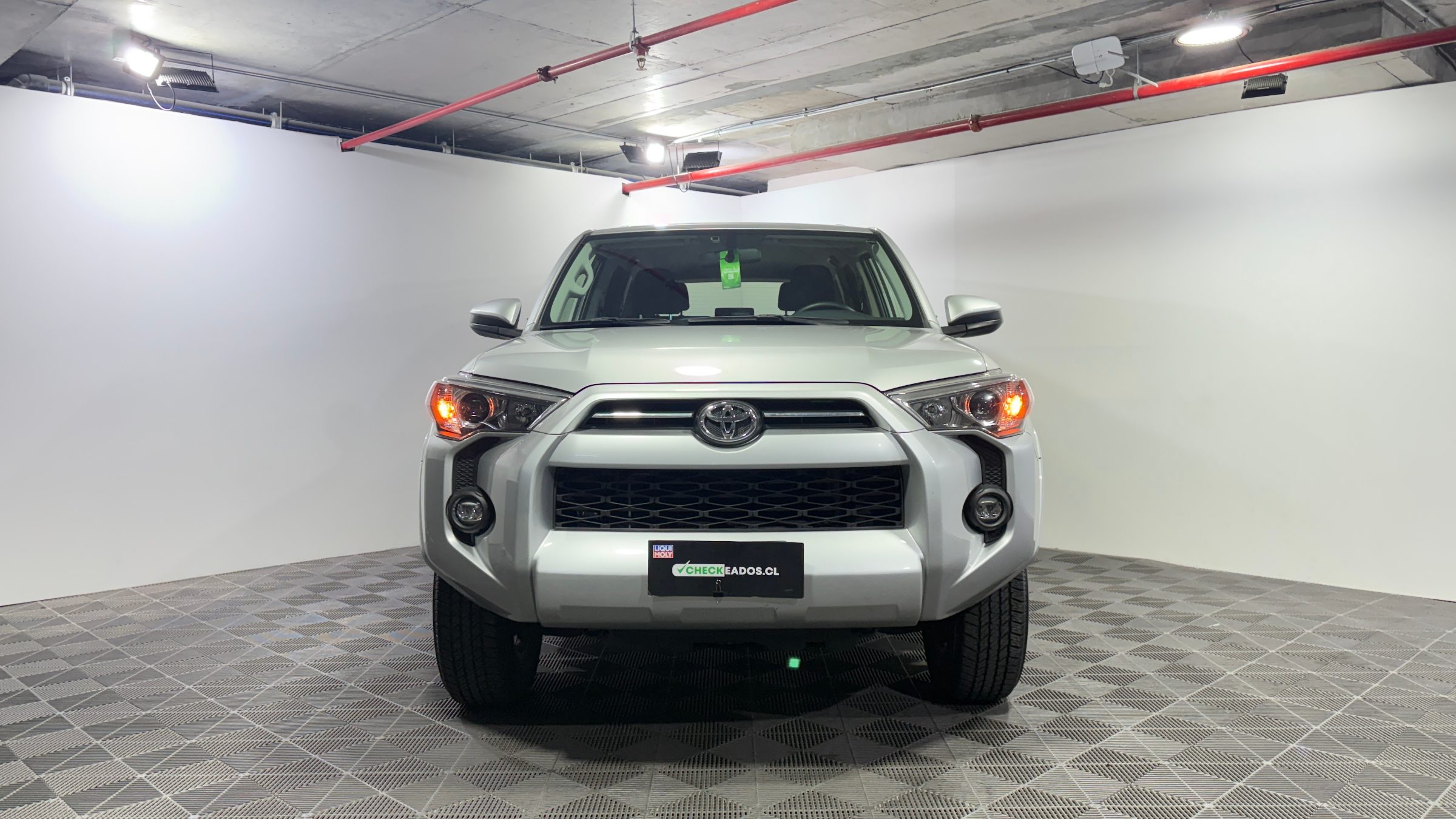 Toyota 4Runner — foto 2 de 24