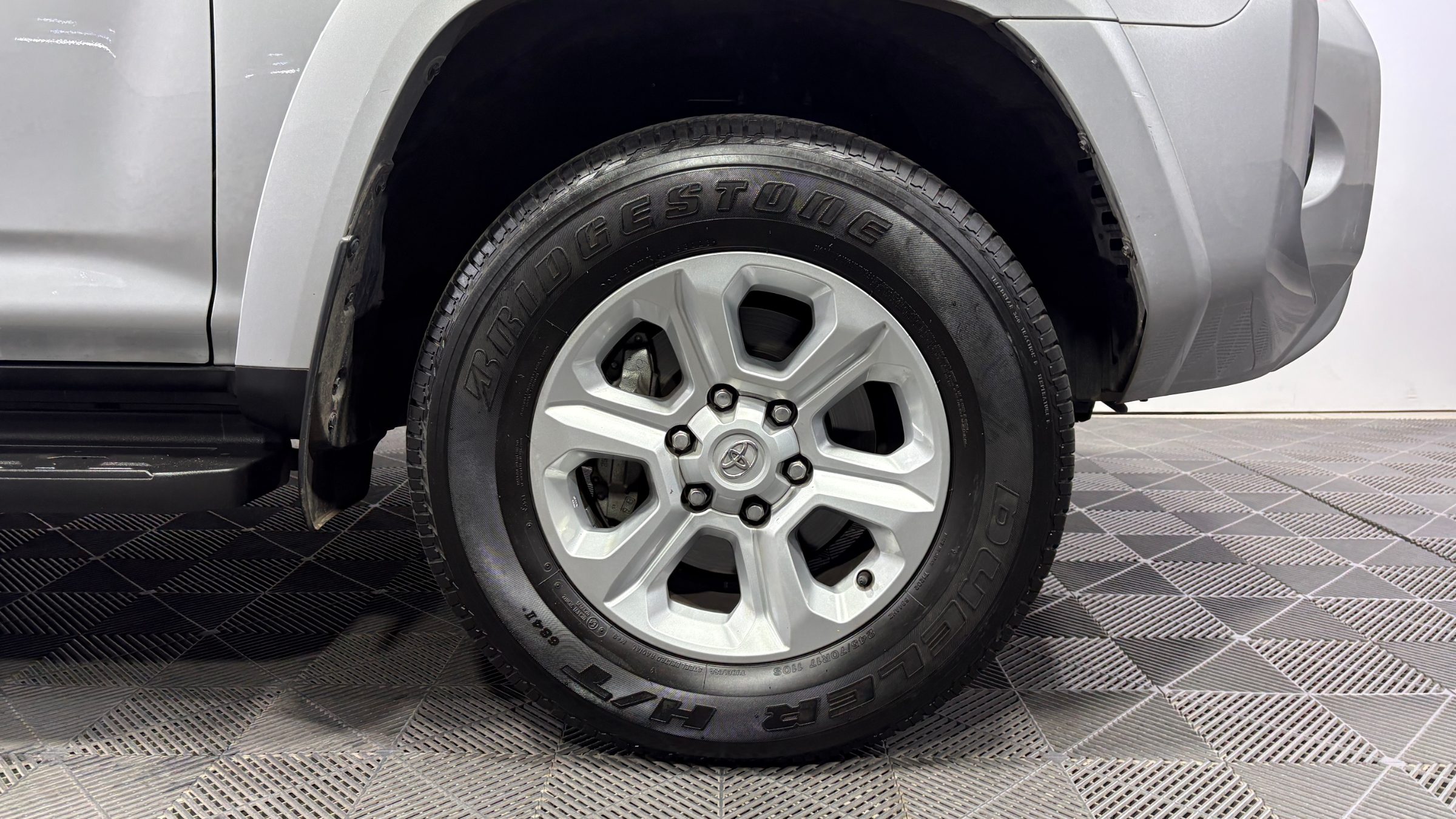Toyota 4Runner — foto 22 de 24