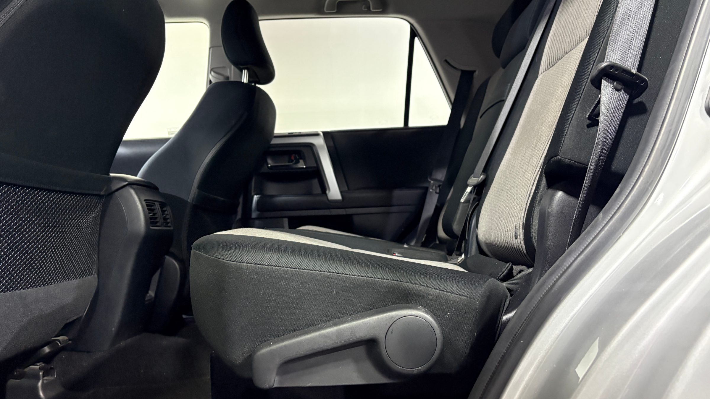 Toyota 4Runner — foto 11 de 24