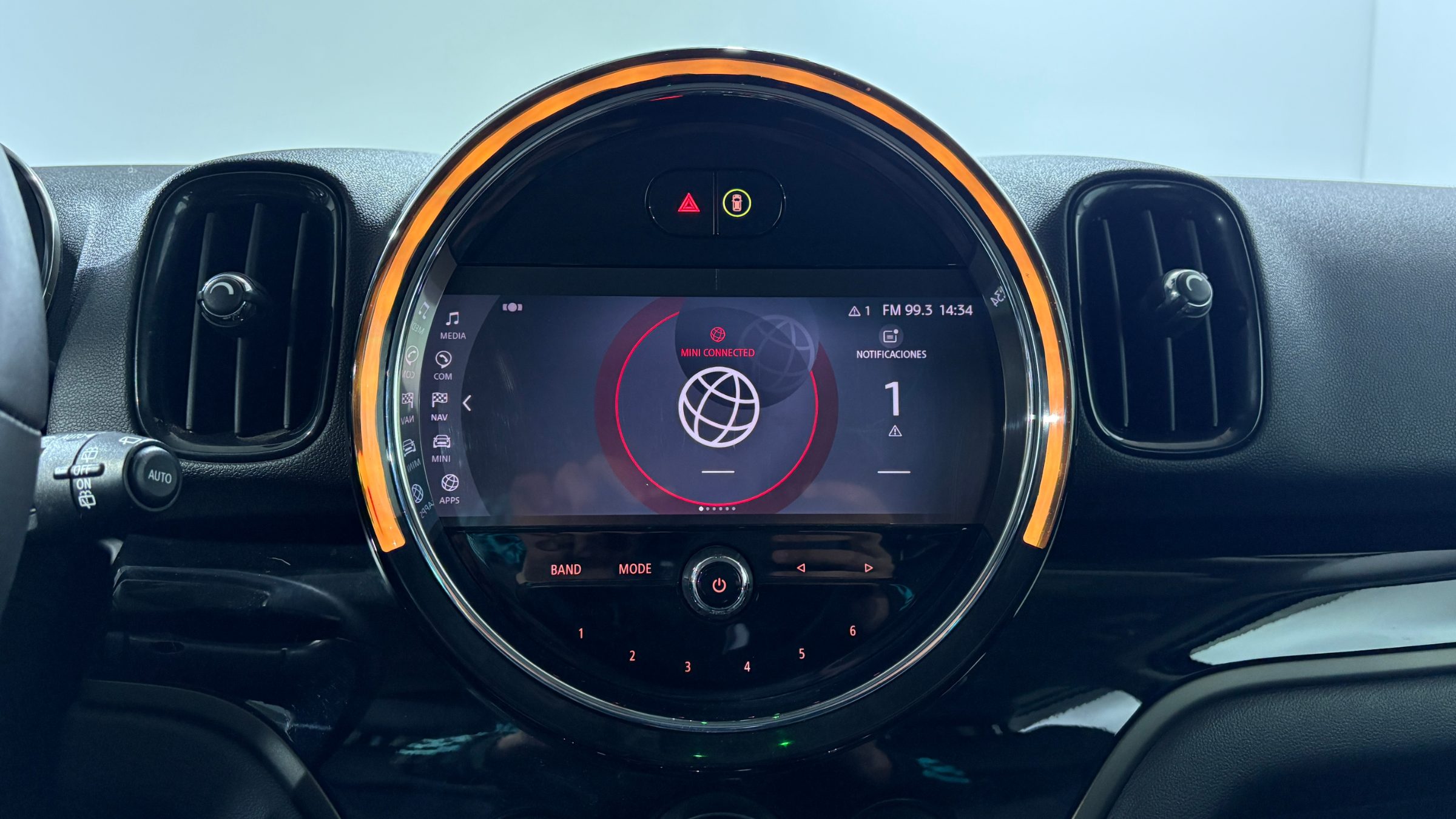 MINI Countryman Cooper — foto 18 de 22