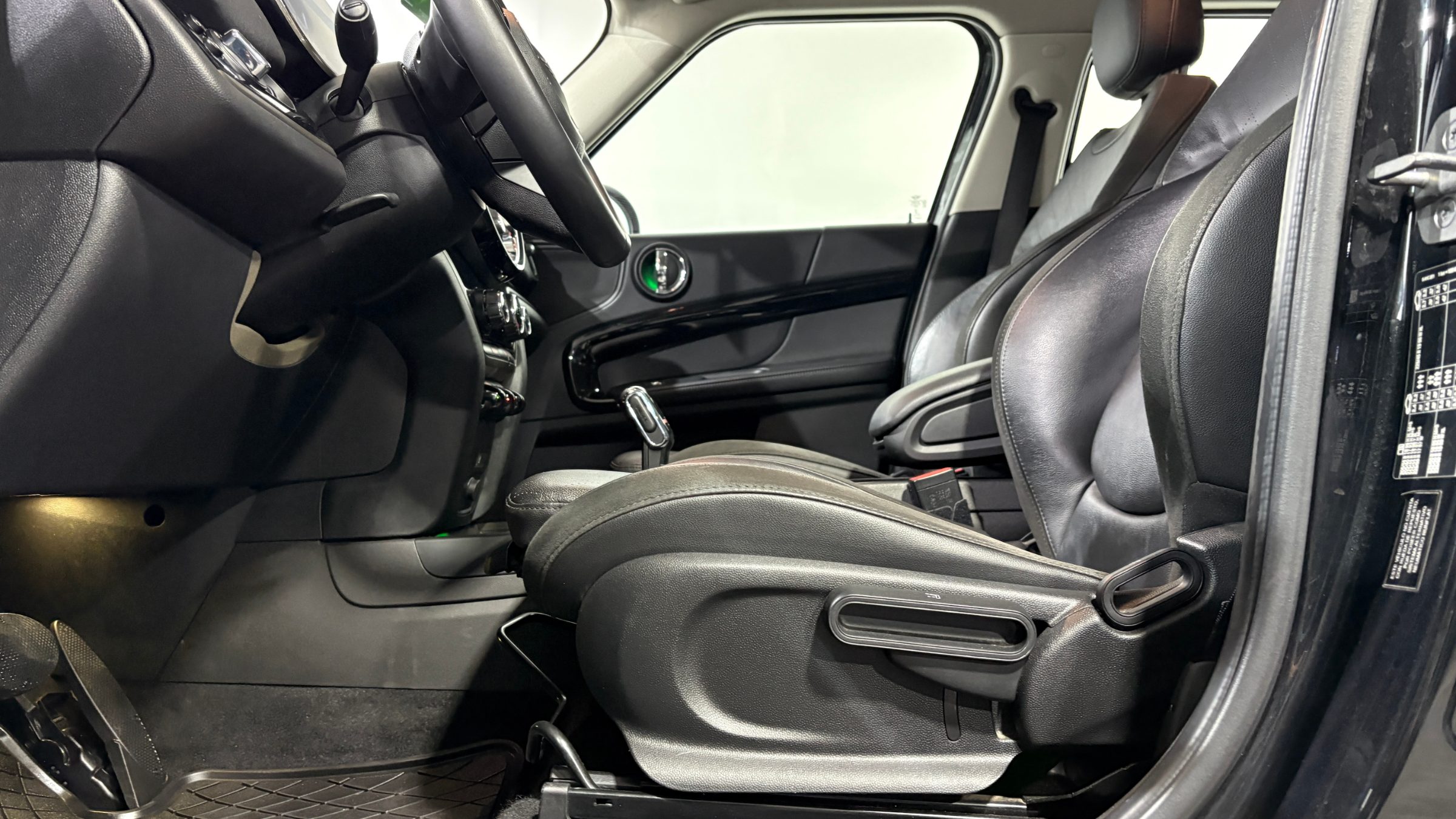 MINI Countryman Cooper — foto 10 de 22