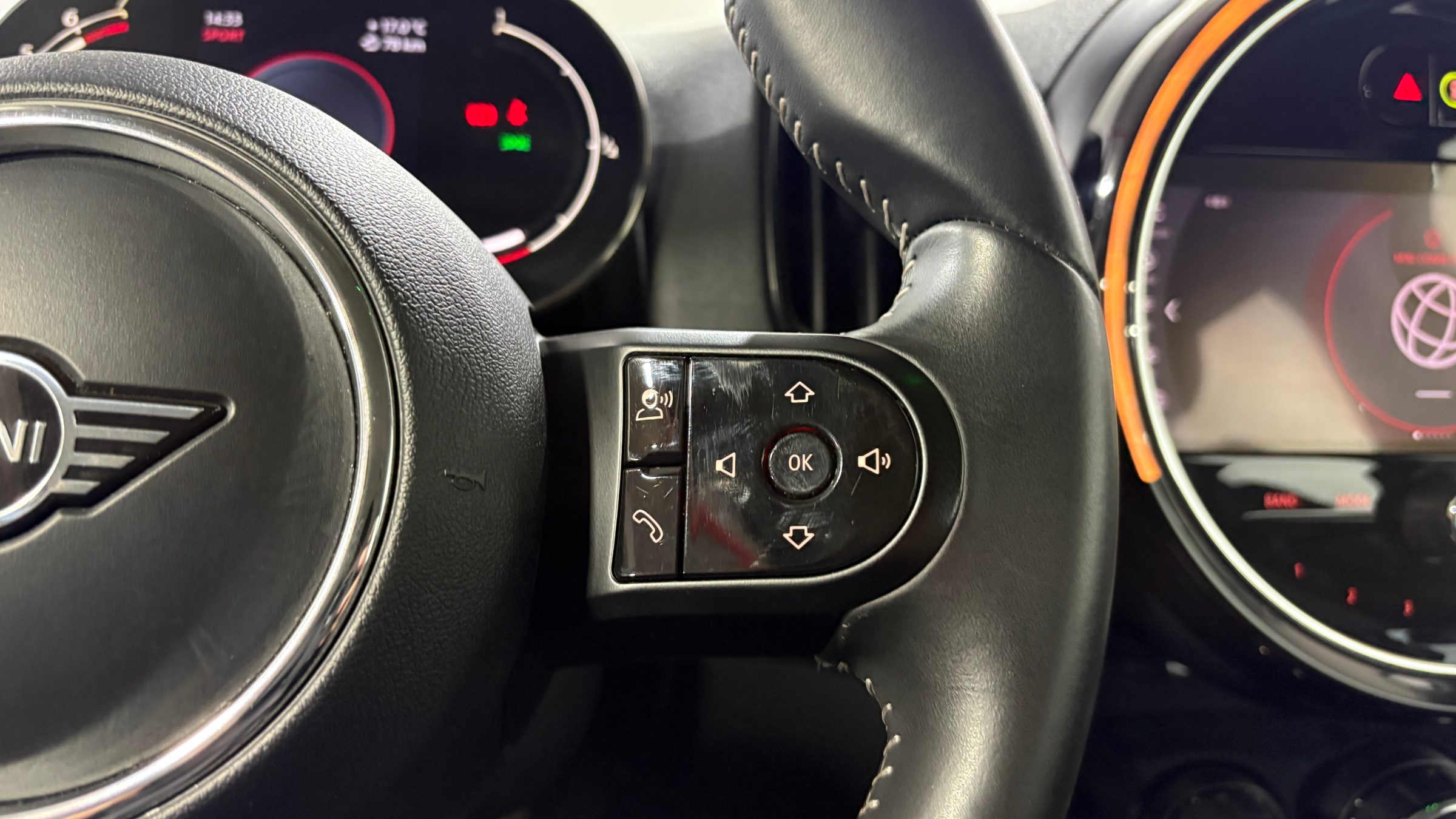 MINI Countryman Cooper — foto 15 de 22