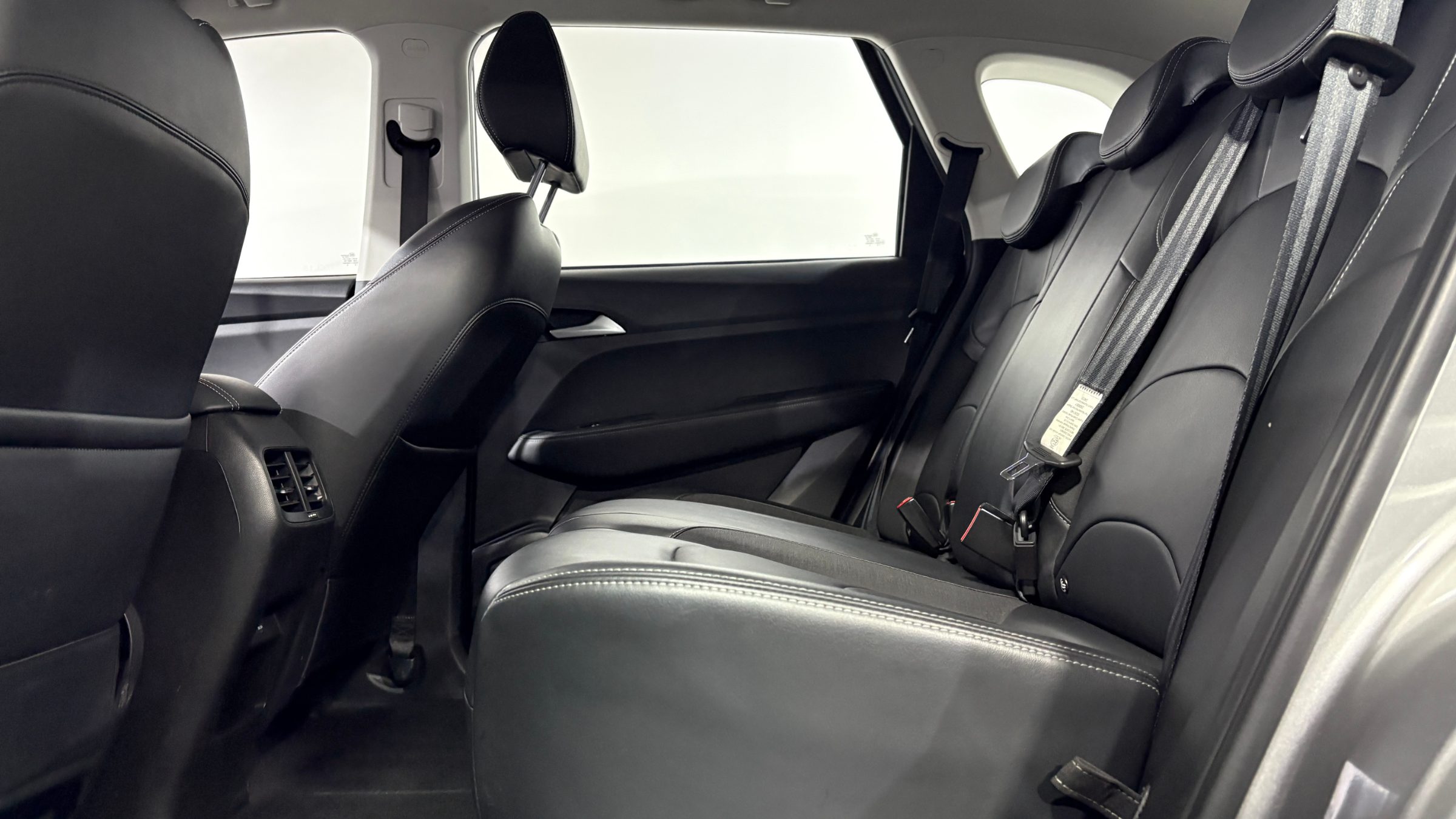 Chevrolet Captiva — foto 11 de 21