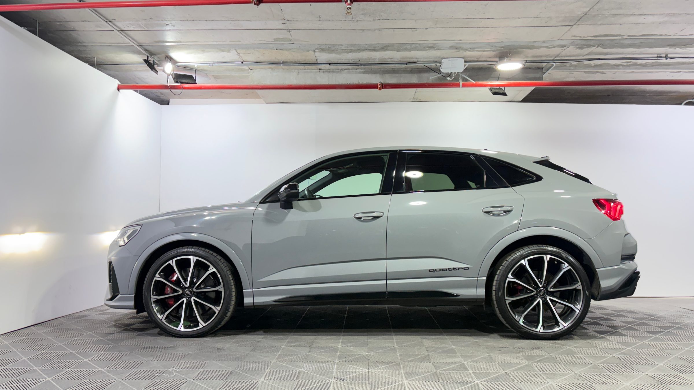 Audi Rsq3 — foto 4 de 23