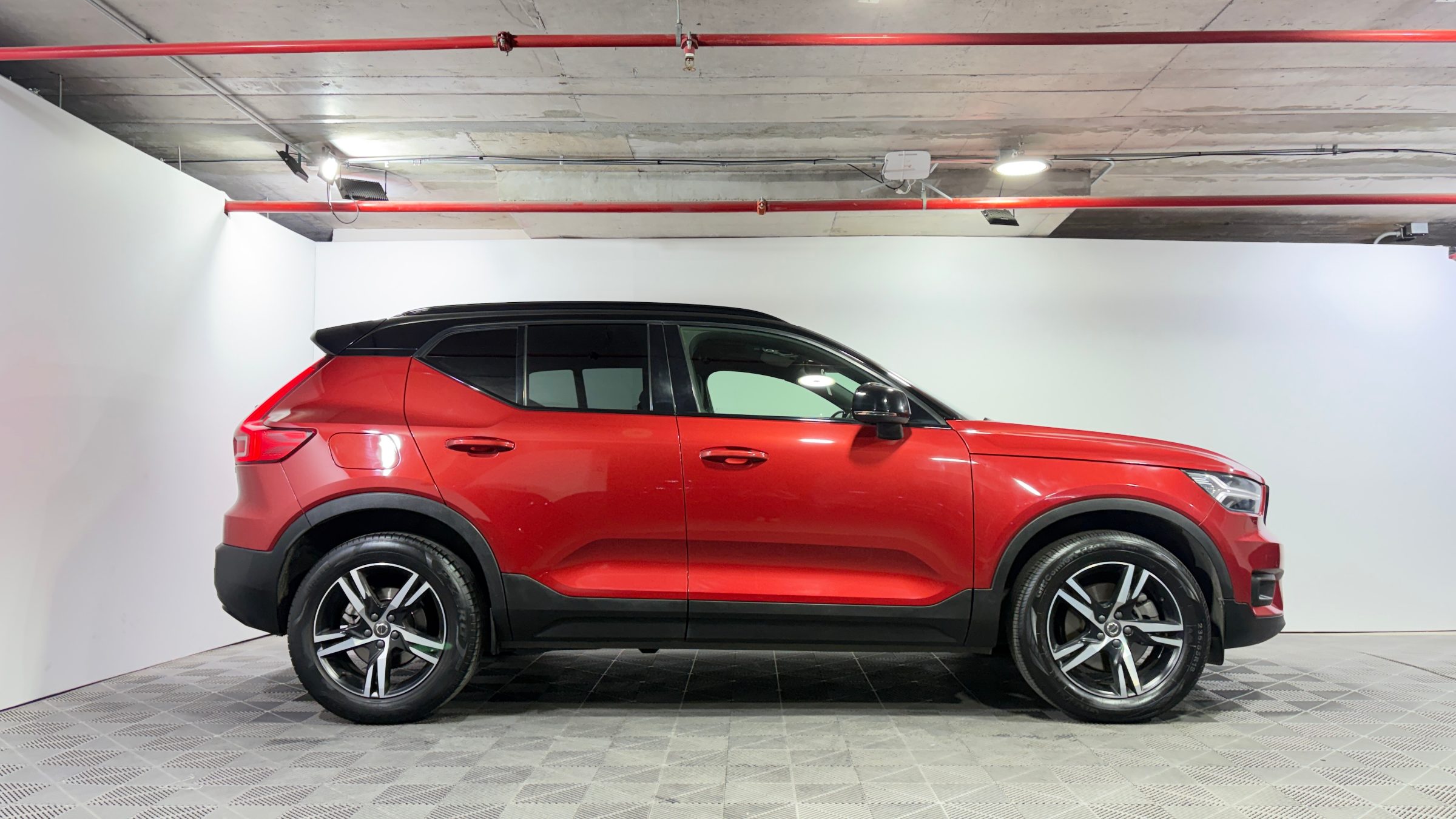 Volvo XC40 — foto 6 de 22