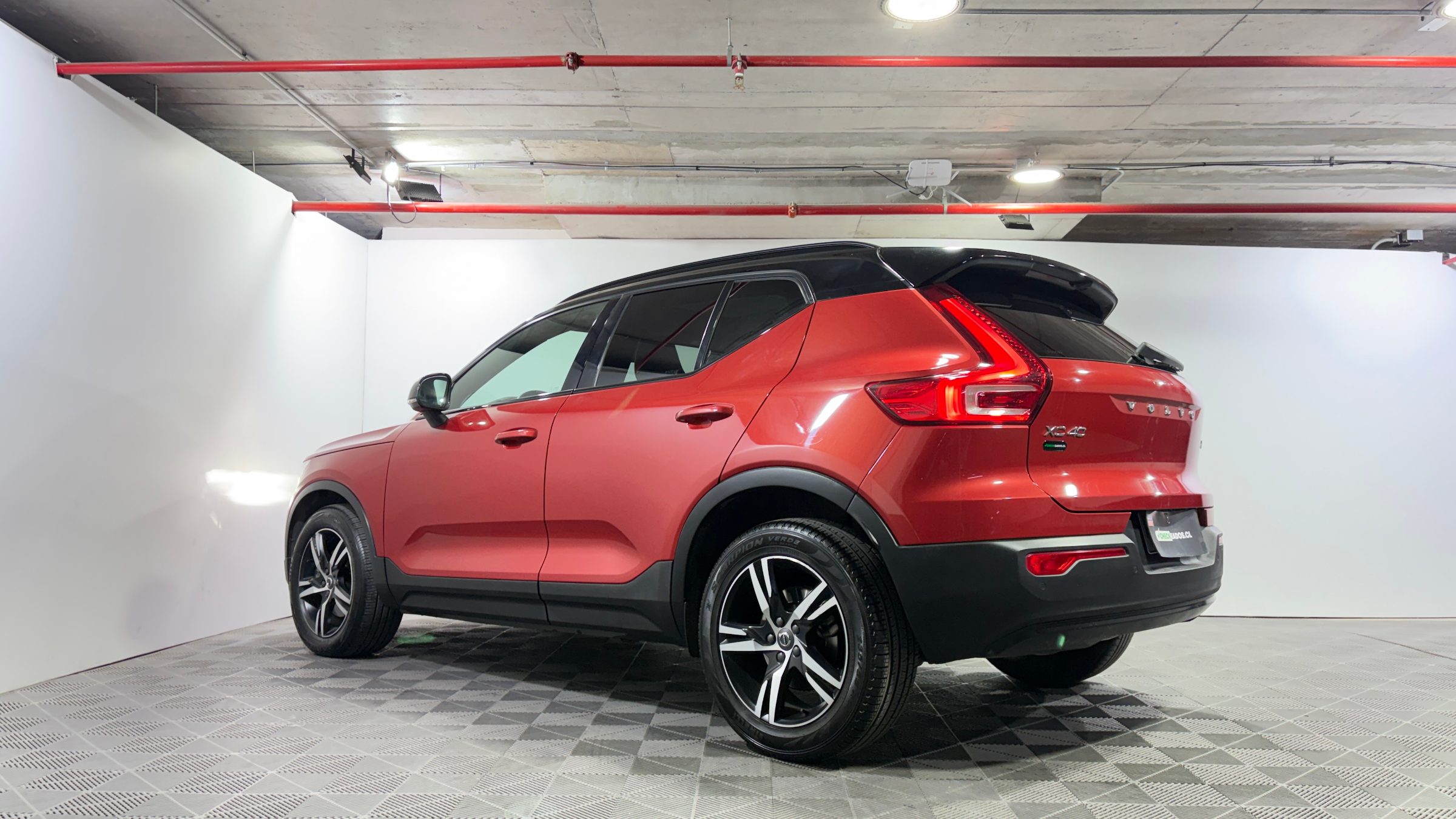 Volvo XC40 — foto 5 de 22