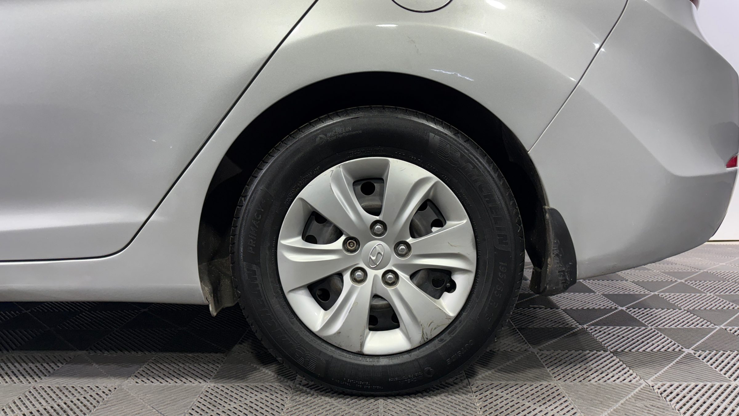 Hyundai Elantra — foto 22 de 22