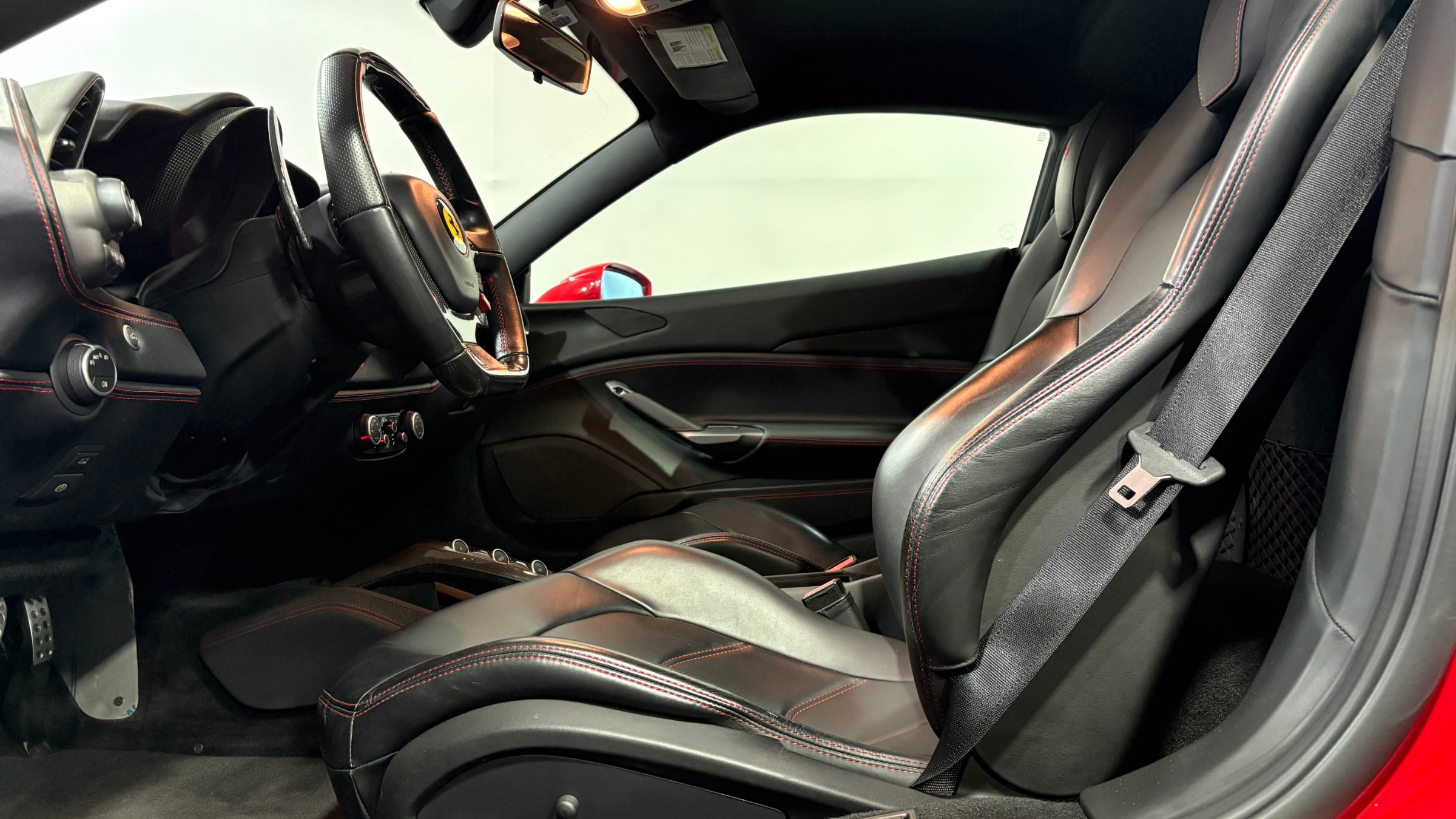 Ferrari 488 — foto 10 de 25