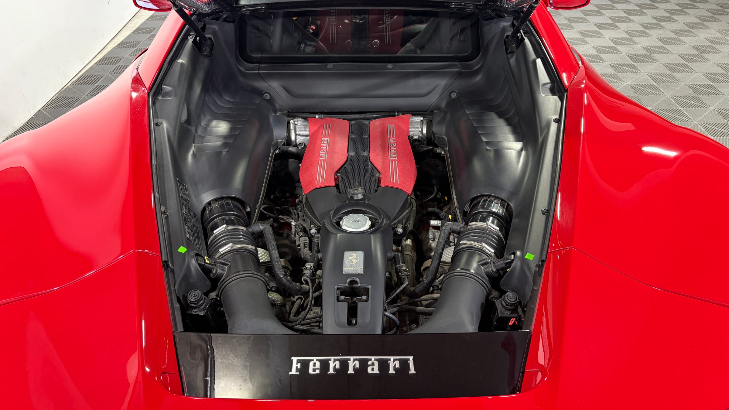 Ferrari 488 — foto 21 de 25